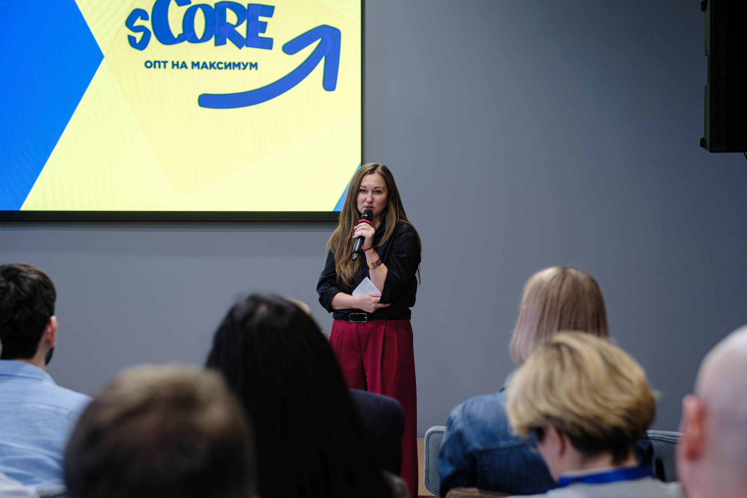 METRO. Репортажный и портретный фотограф в Москве Илья Спиридонов