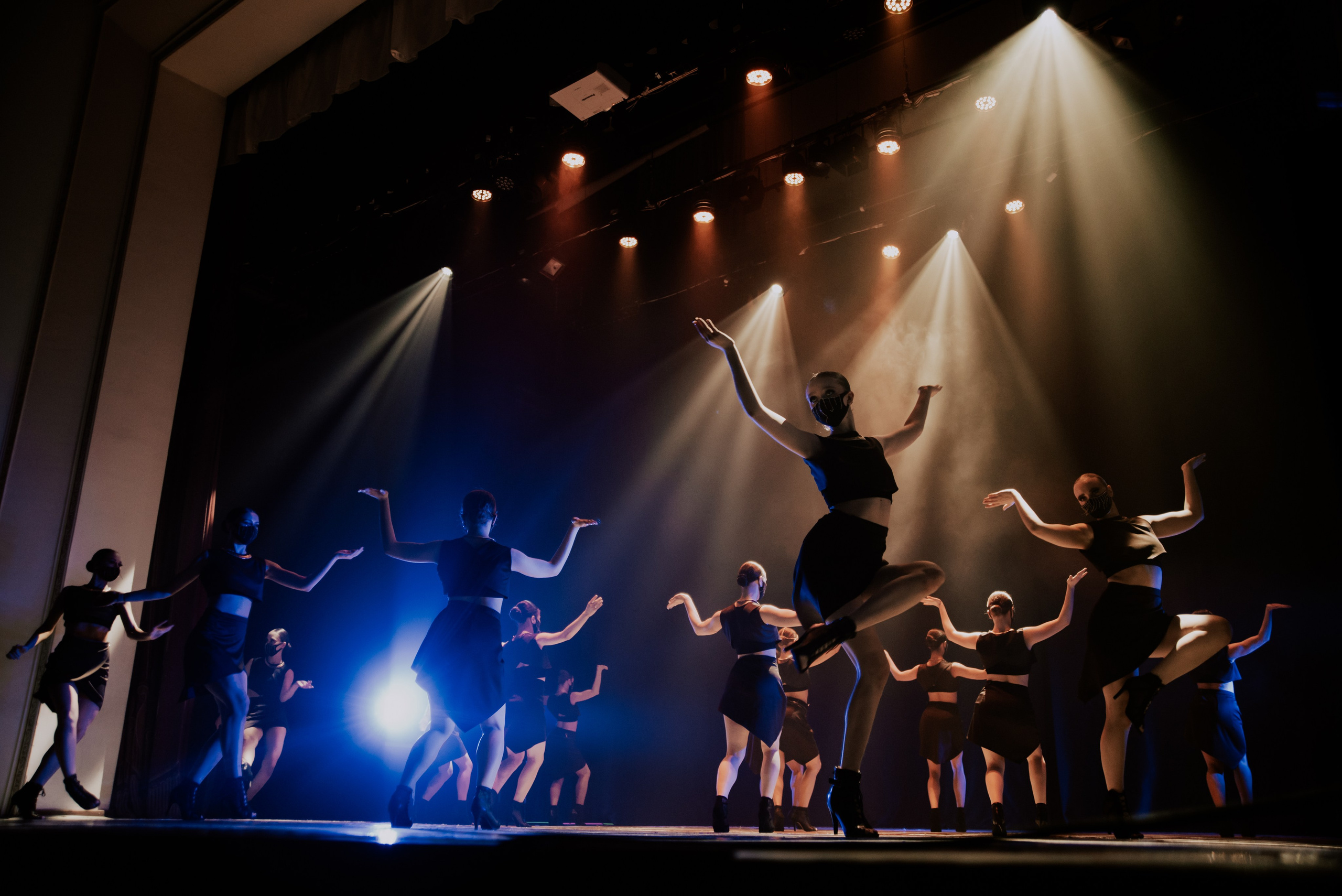 Контрасты | КемГИК