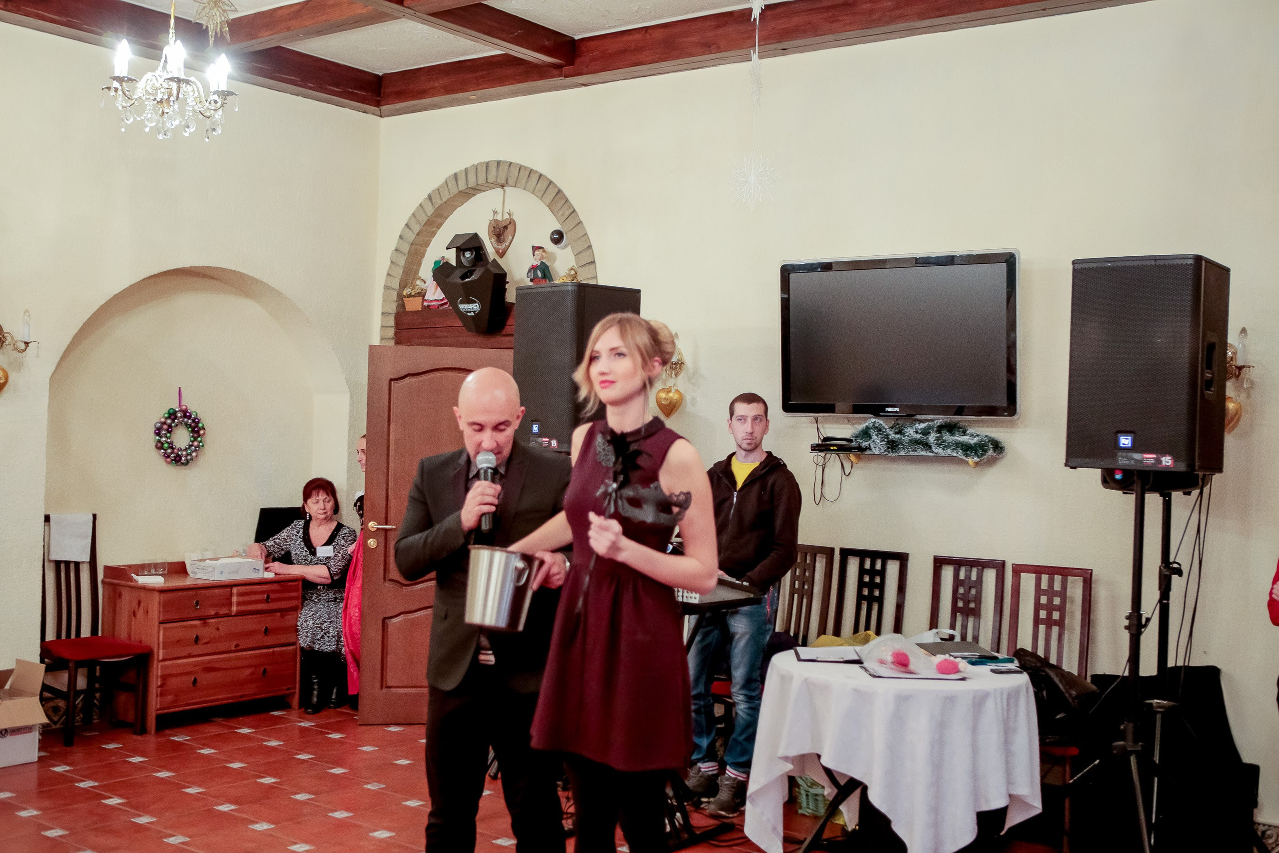 Корпоратив. Max Matvich and Victoria Basova are professionals in their field