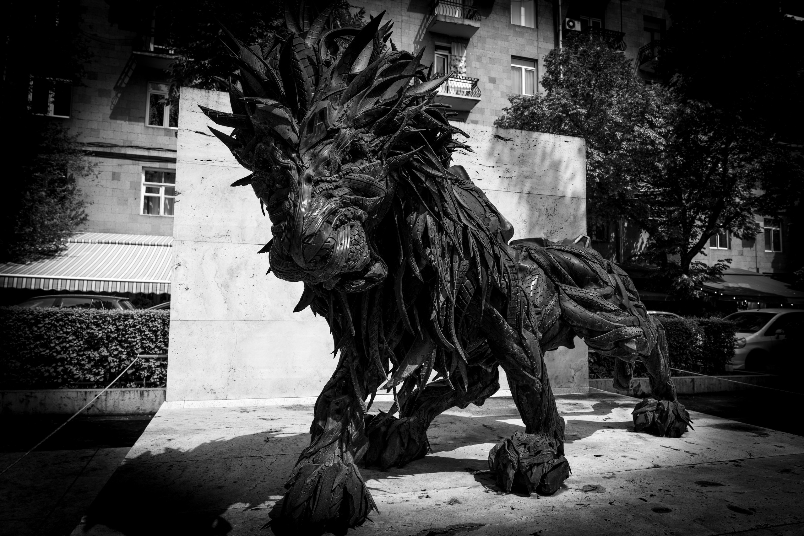 ЕРЕВАН. ПОБУДЬ ЗДЕСЬ И ЦЕЛЕЕ БУДЕТ ЭТОТ МИР