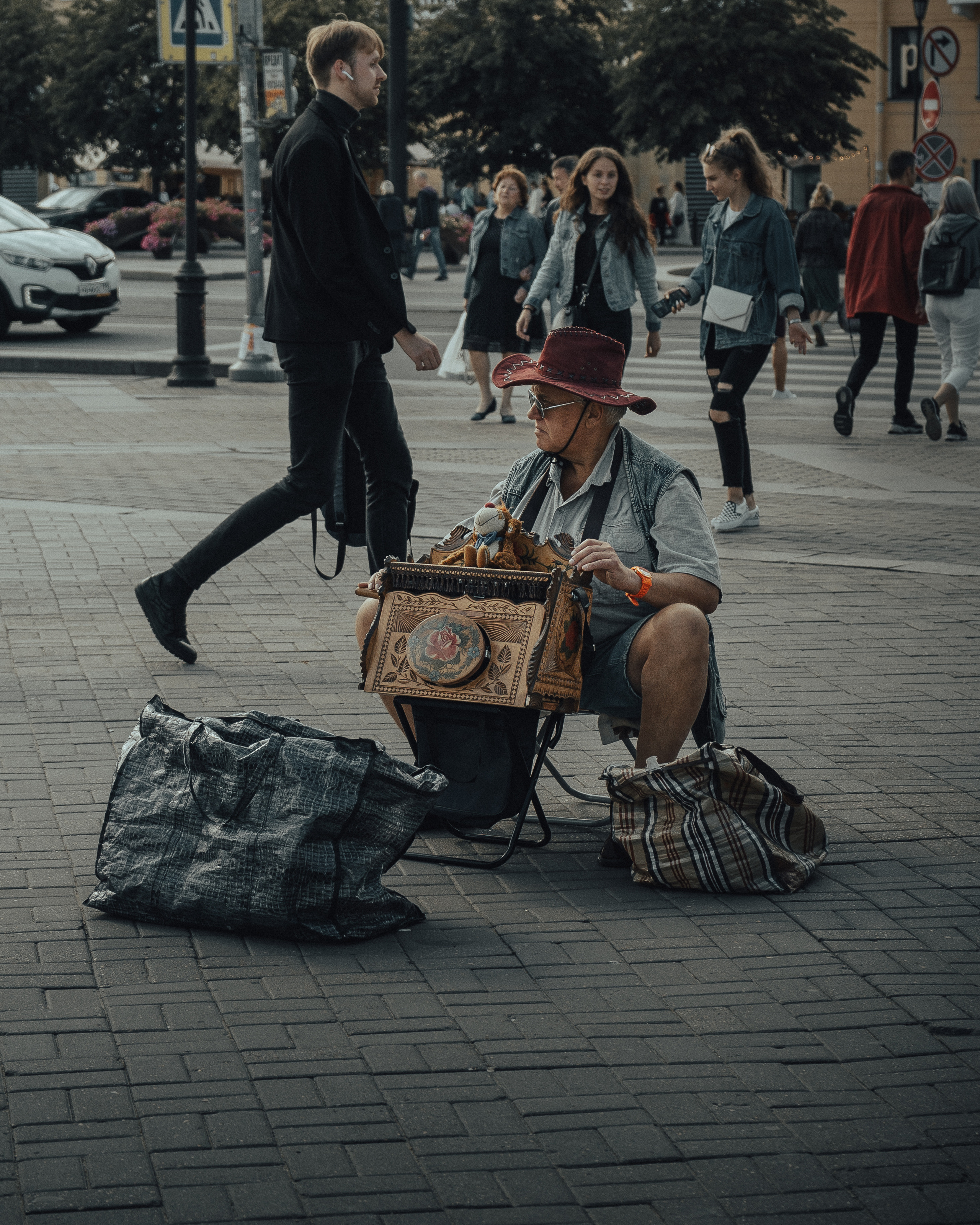 STREET. NOIZOMAX Художественный фотограф в Дубай