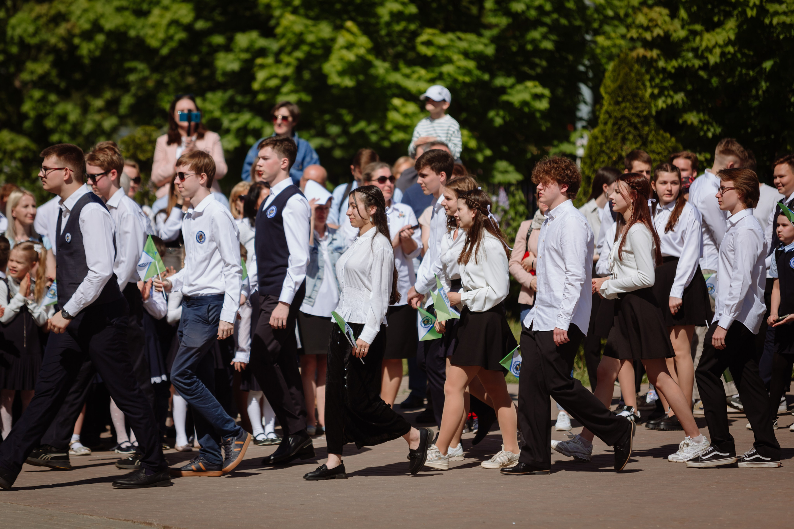 Последний звонок 2024 (2 часа фотосъемки). Профессиональный фотограф Надежда Антонова