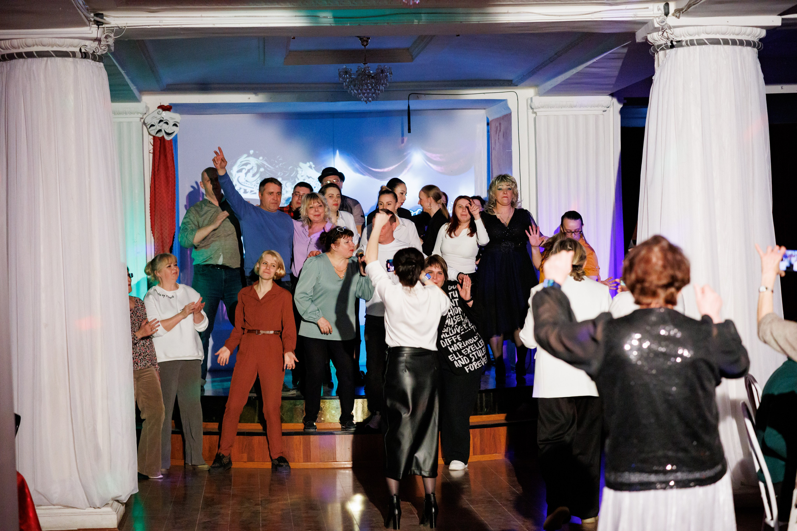 «Свеча» приглашает в театральную гостиную. Свадебный и семейный фотограф в г. Волхов Алексей Кочерыжкин