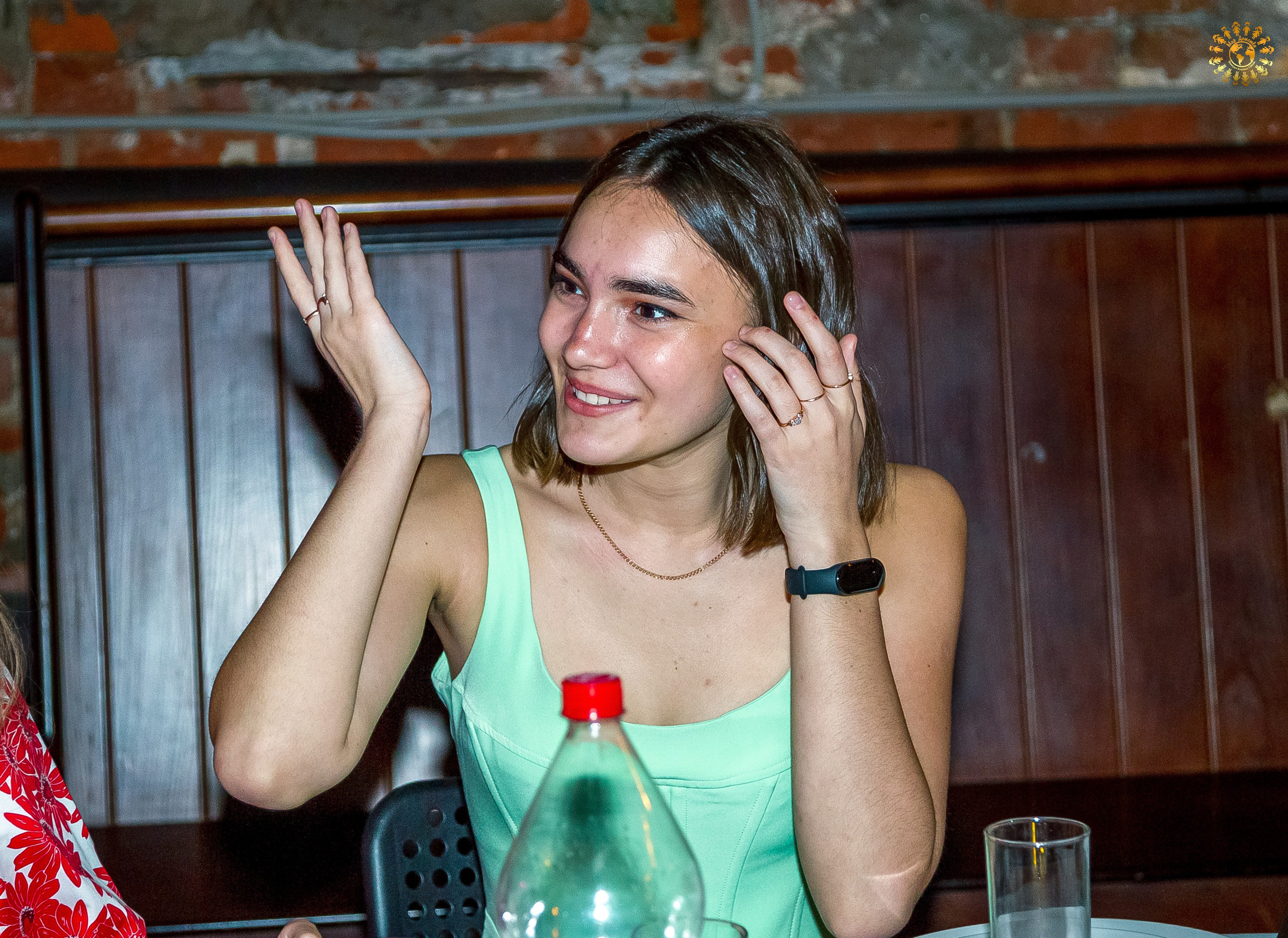 Выпускной 2023 (Школа 548; 9 Ж класс) AG Loft «Библиотека», Москва. Репортажная съемка в Москве и области. Анималистика