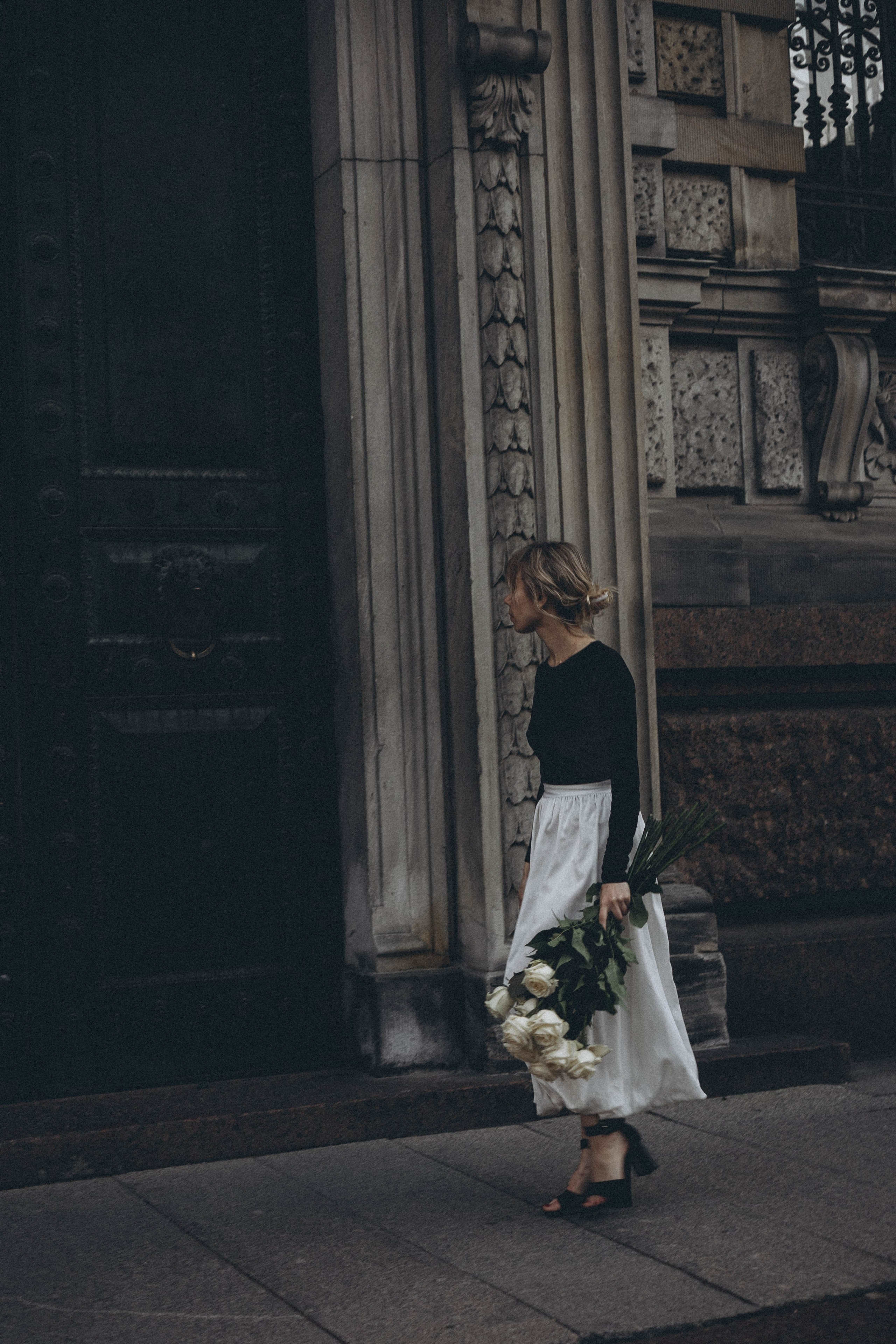 ПРОГУЛКА ПО ГОРОДУ В БЕЛЫЕ НОЧИ (другой вариант). Профессиональный фотограф, Санкт-Петербург — Виктория Богомолова