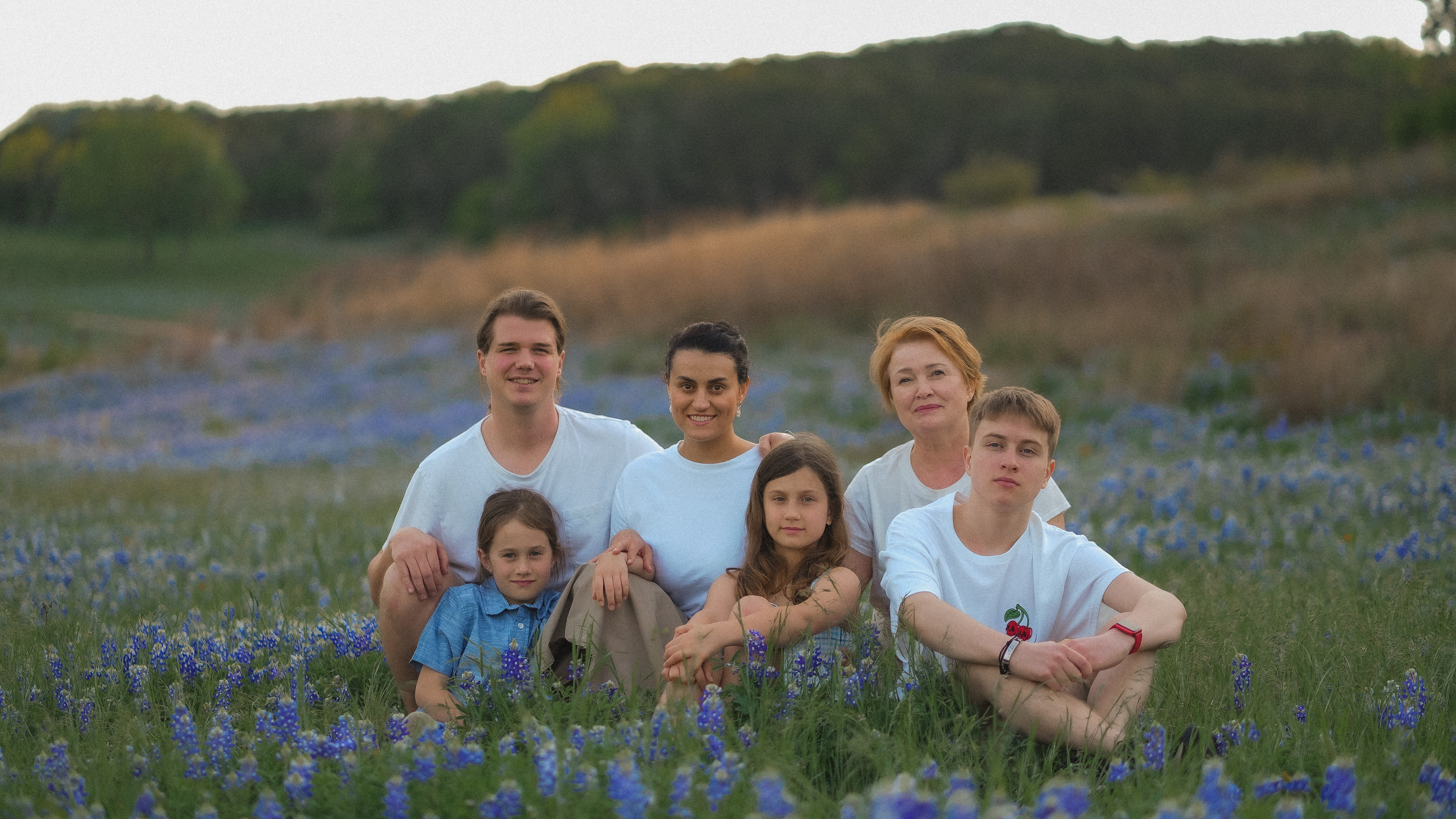 Bluebonnet photo sessions | Stunning Texas wildflower portraits | Anny Smirnova