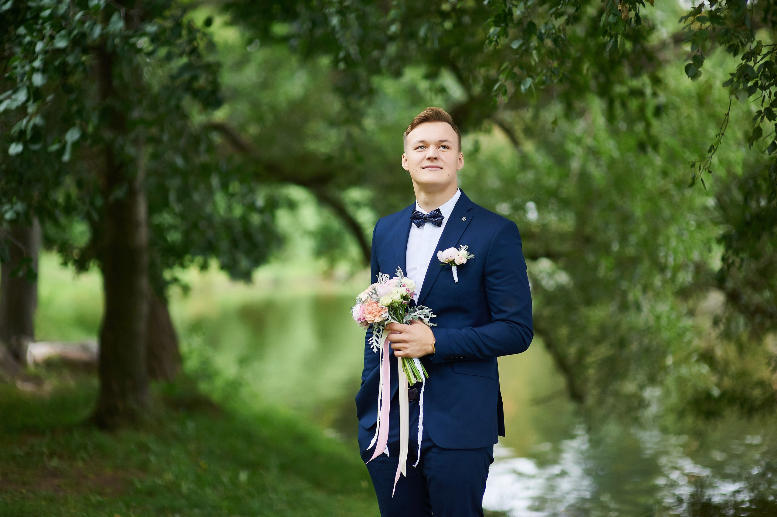 Ульяна и Дмитрий (свадебная прогулка в Сестрорецке под дождем, , фотосессия в верхнем парке Петергофа). Портретный, семейный и свадебный фотограф в Санкт-Петербурге и в Пушкине Ширяев Денис