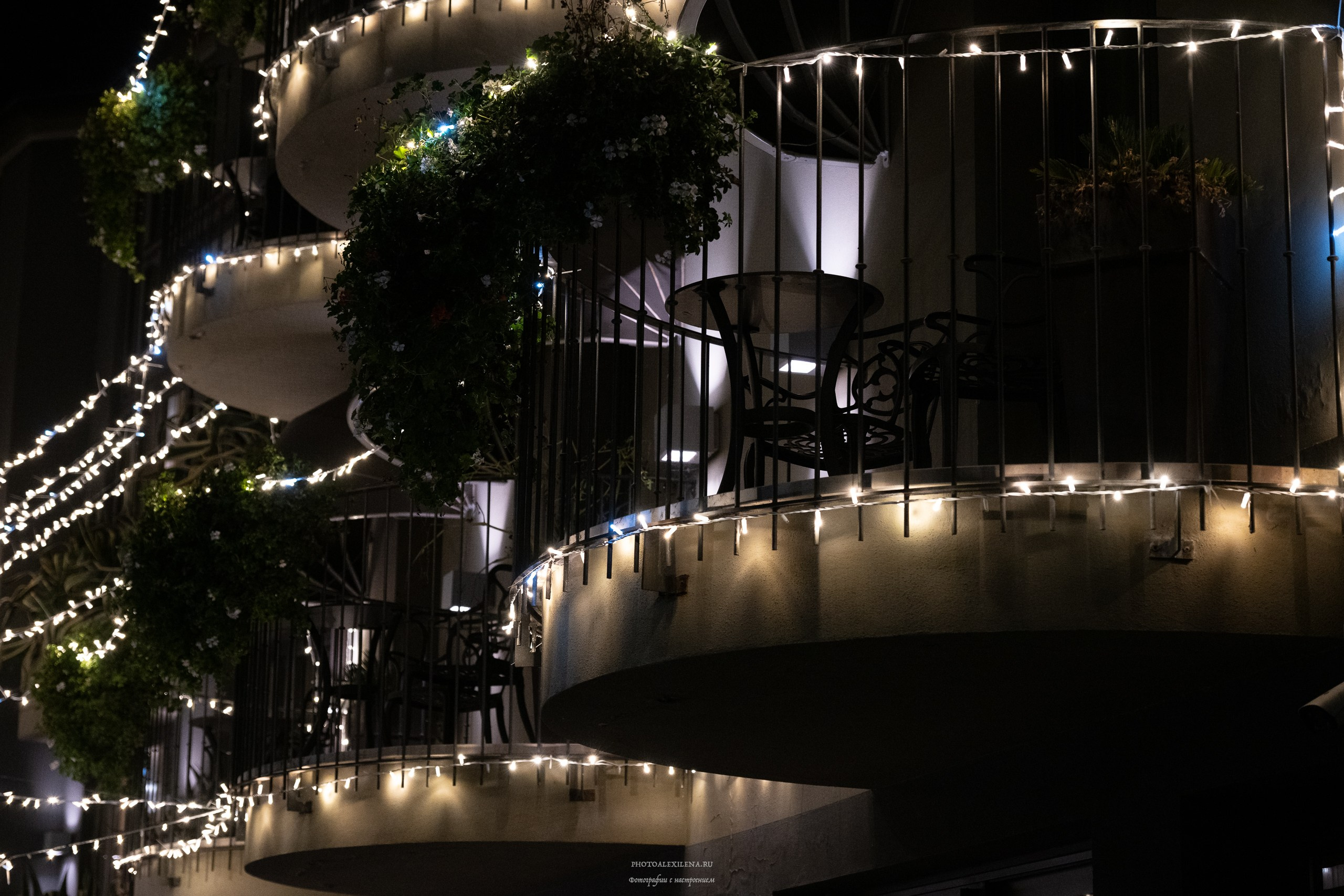 Сирмионе-очаровательный городок на озере Гарда. Авторские стильные фотокартины