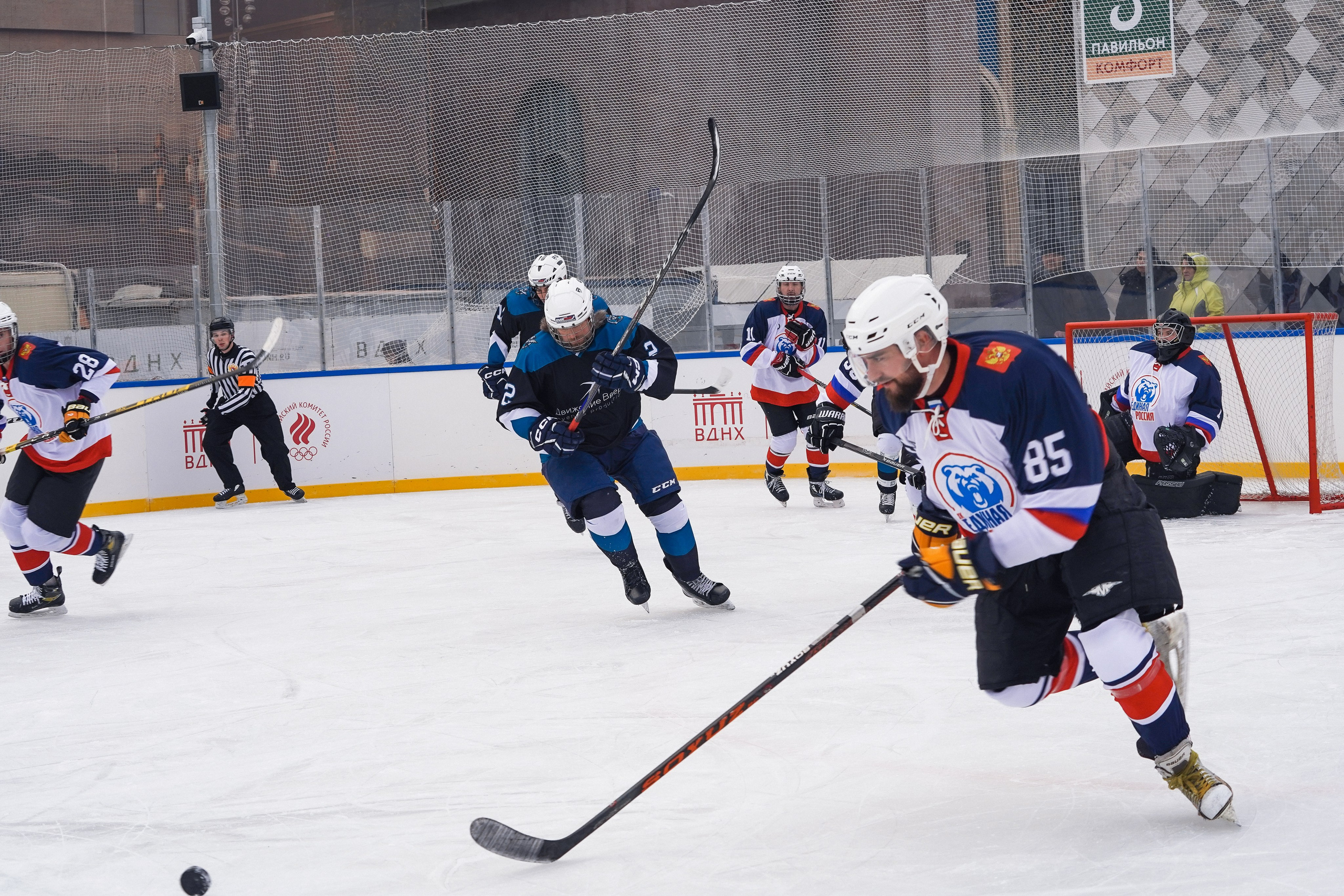 Хоккейный матч на ВДНХ. Анна, фотограф Москва, Зеленоград