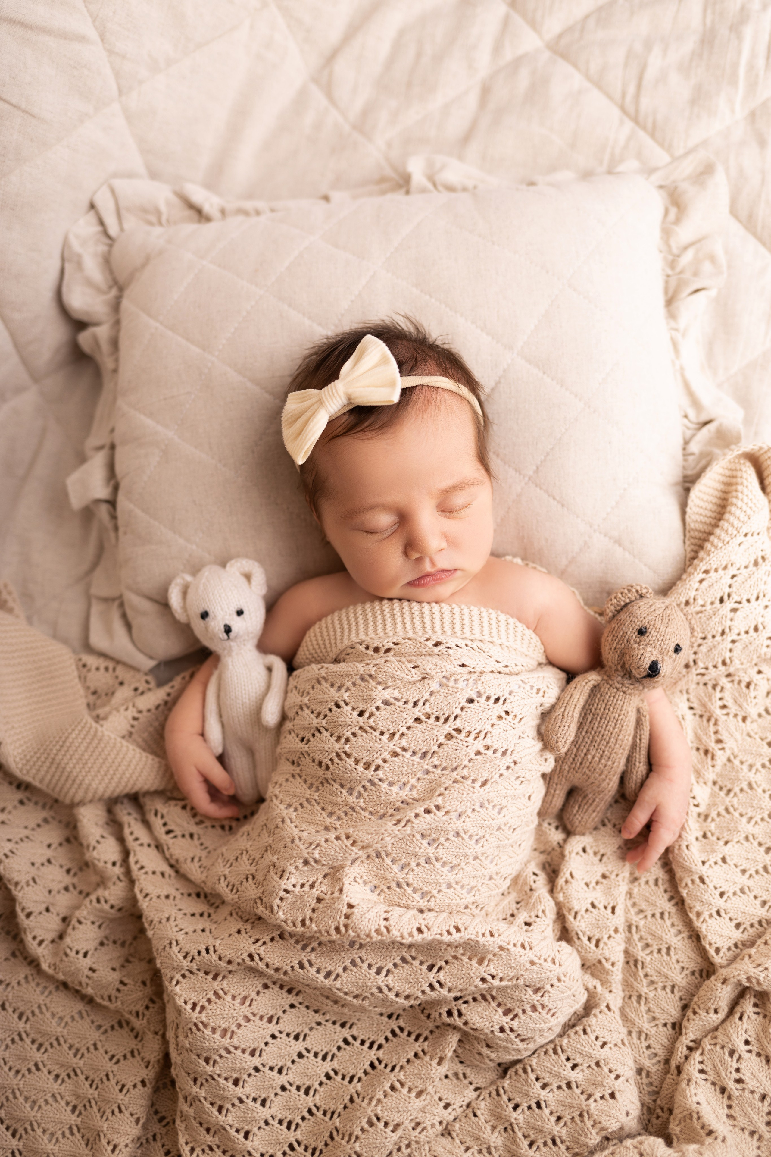 Newborn съемка в стиле Лайф. Фотограф новорожденных малышей в Омске и Омской области Эльвира Камаева