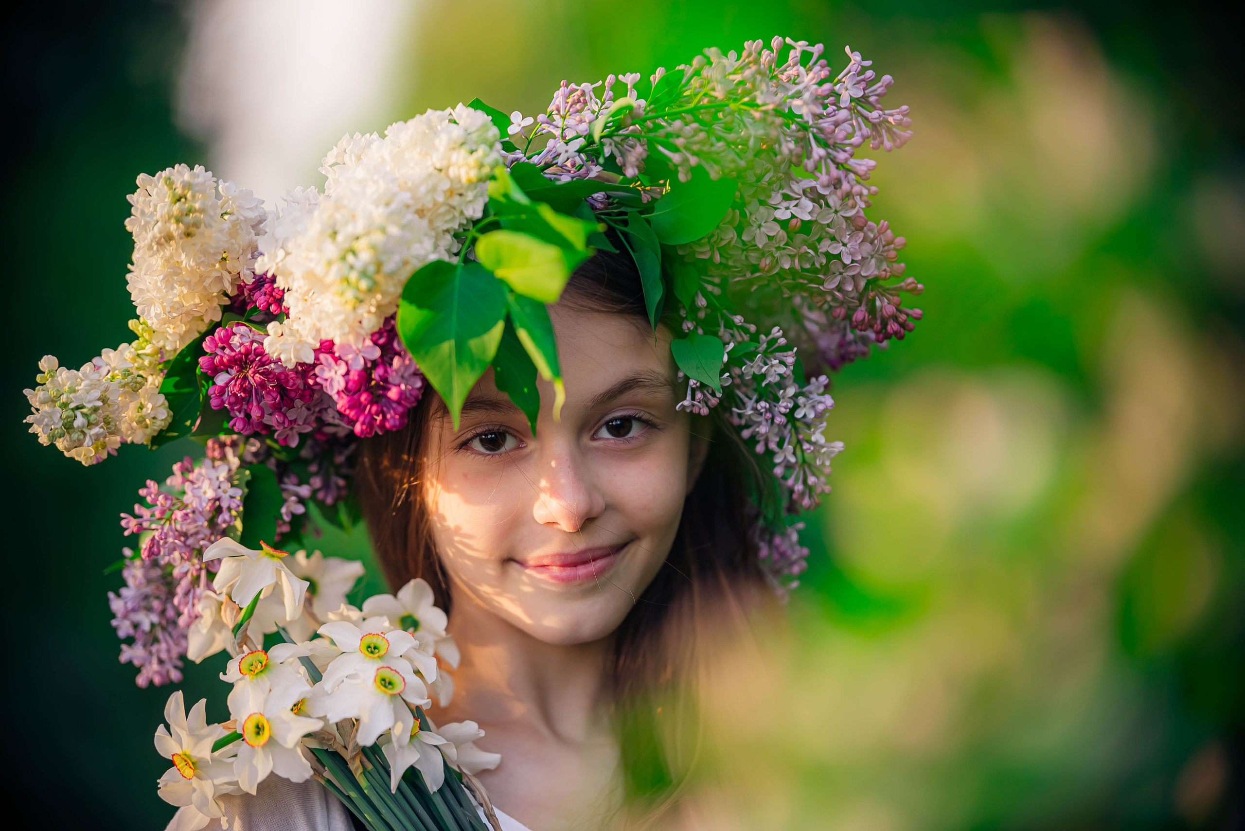 Анютка в сиреньке. Арт-фотограф Евгений Матвиенко