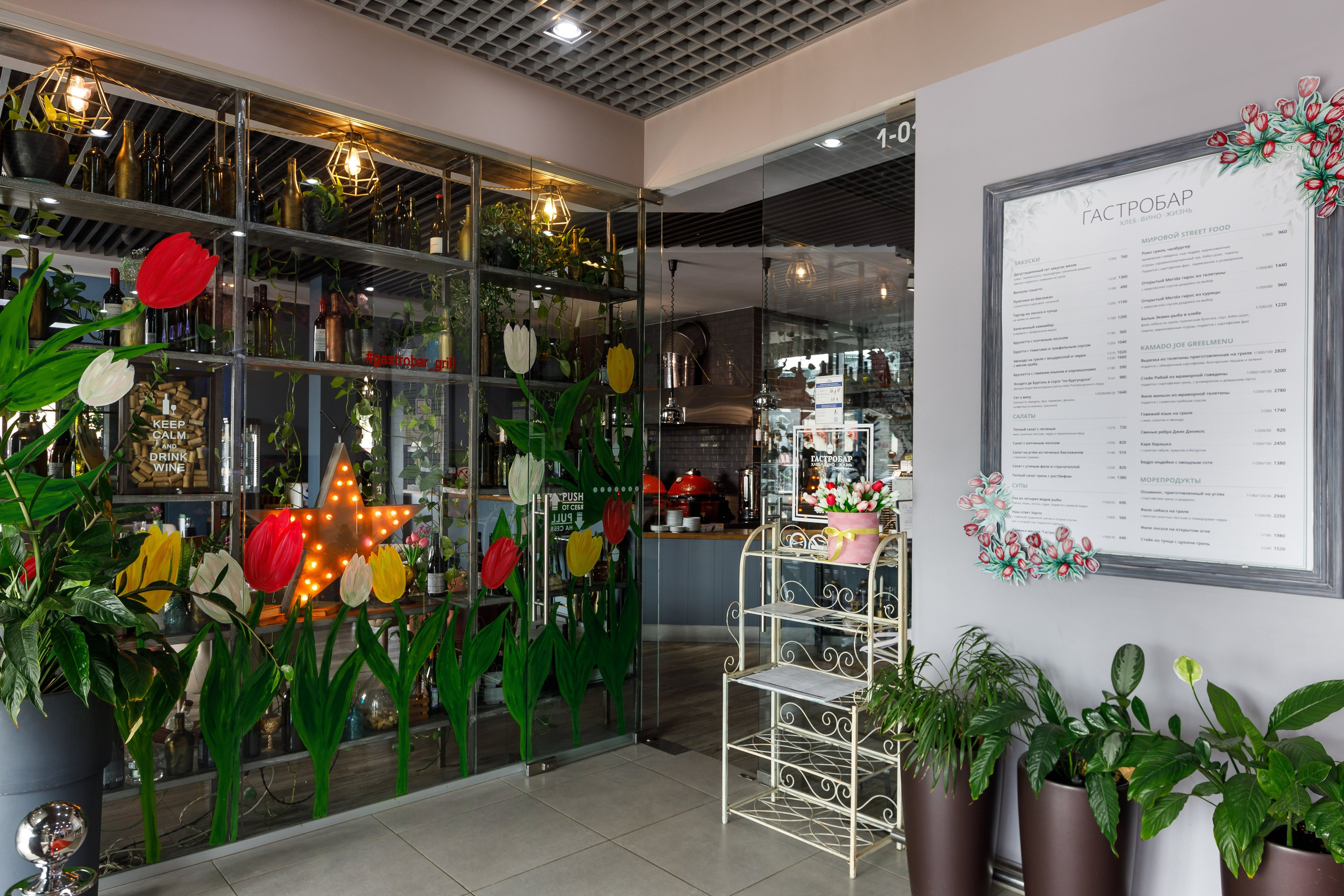 Фотосъемка торгового центра Покровский. Интерьерный фотограф в Москве Роман Потапов