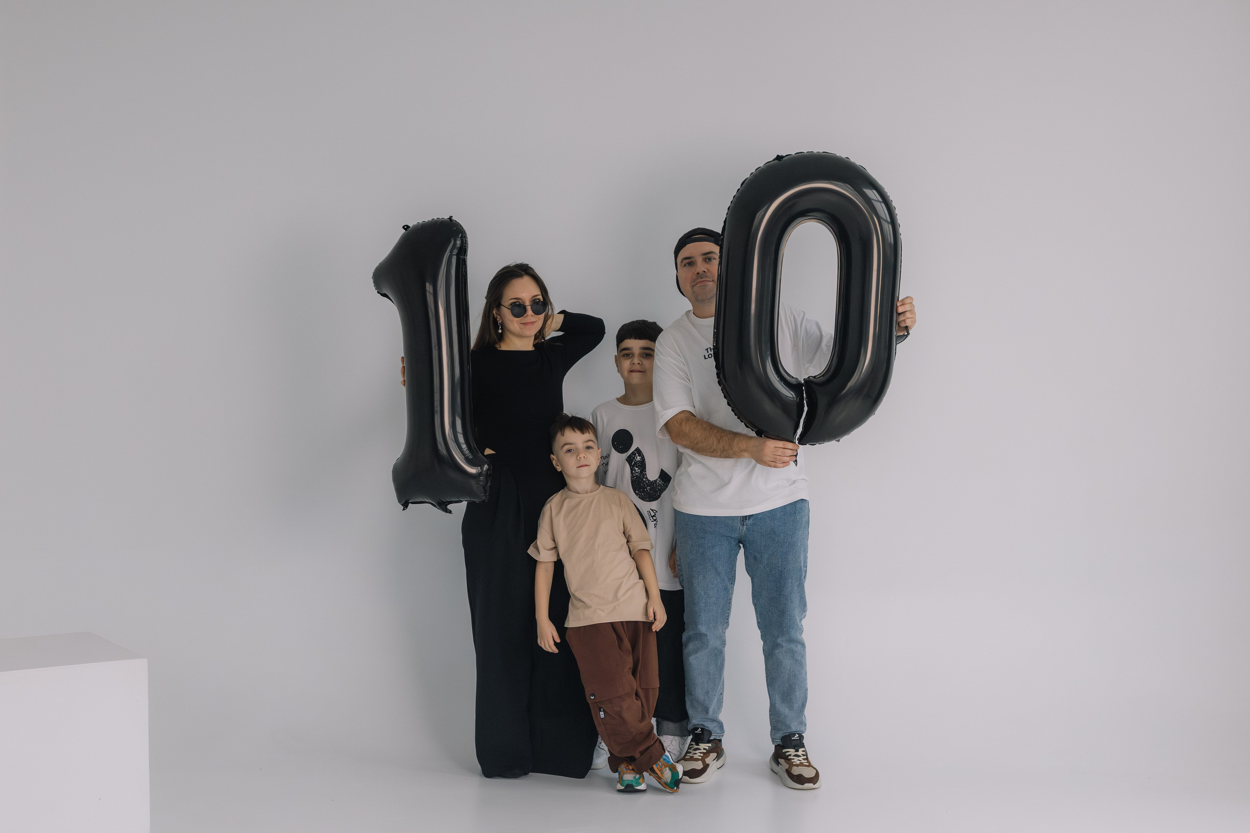 Жора, Ксюша, Владимир и Никита. Семейный фотограф в Волгограде Надежда Головко