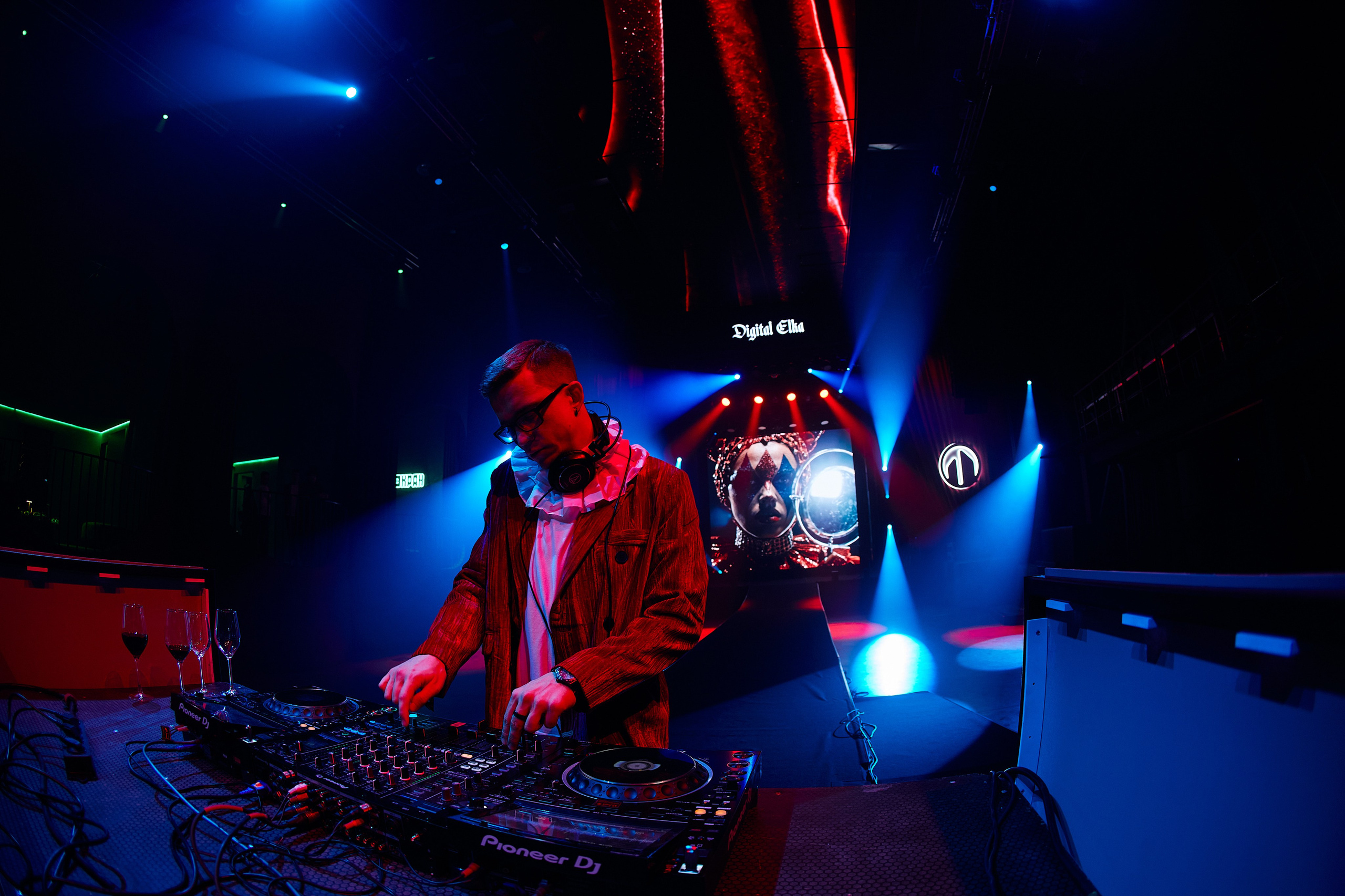 Digital Elka 2025. Репортажный фотограф в Москве Константин Дерягин