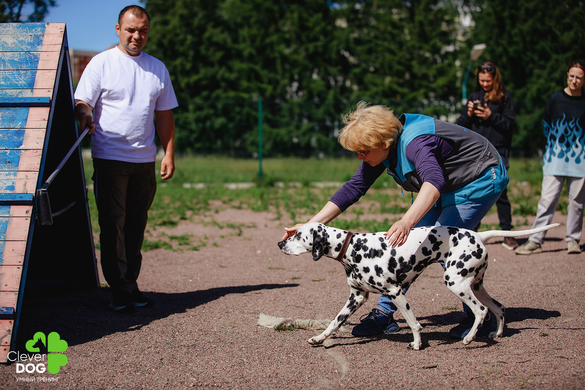 Семинар по поиску запаха с Иваном Ломовым, организатор CleverDog, СПб. Фотограф-анималист Mary Mart — Москва, Питер