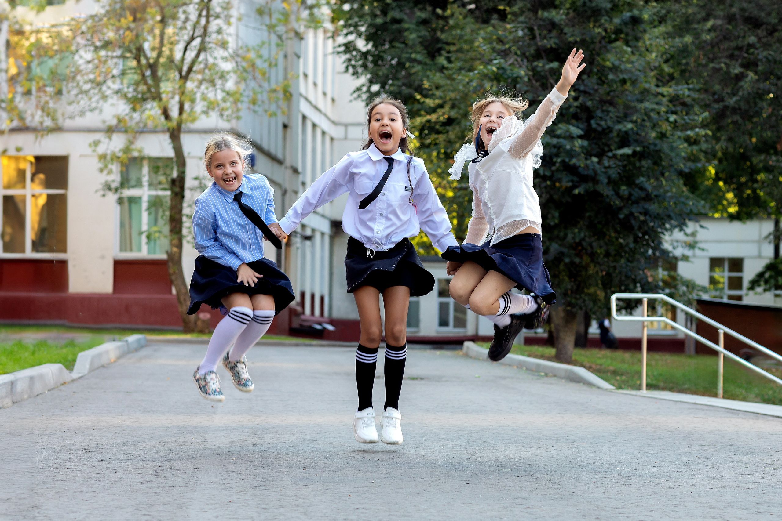 школьные фото у школы