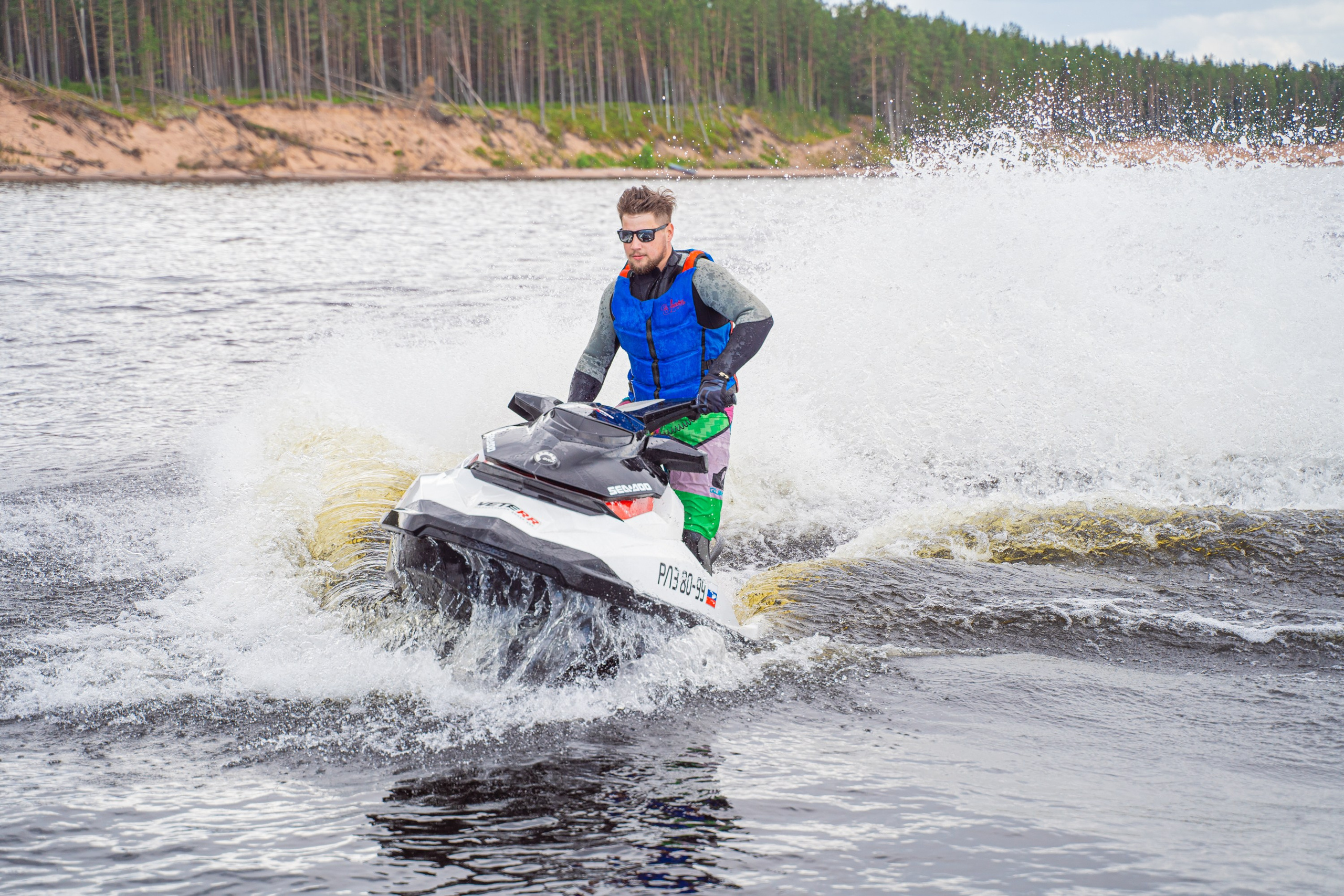 Гидровыезд в Коневский мужской монастырь. Свадебный, семейный, портретный, репортажный фотограф в Санкт-Петербурге