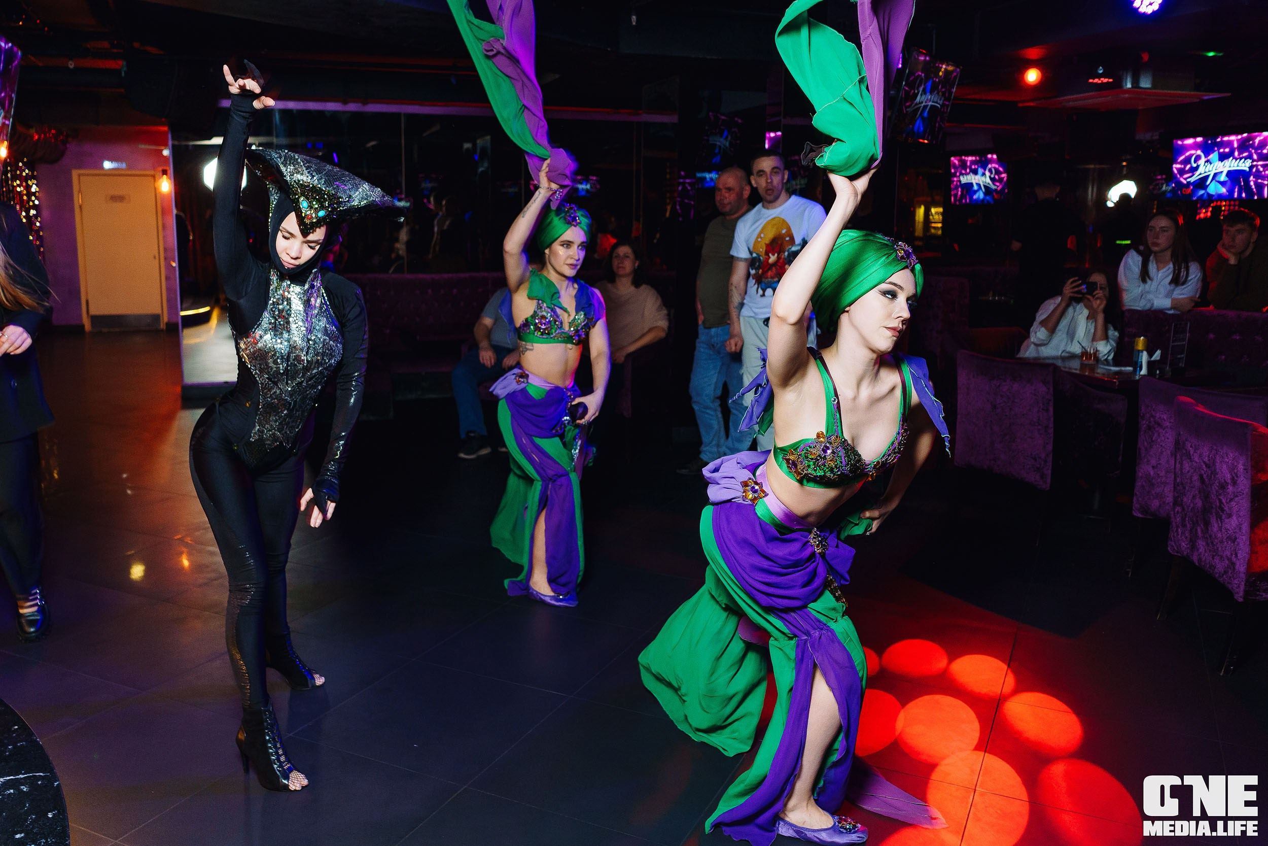 Фоторепортаж из караоке-клуба Эйфория. One Media Life: фоторепортажи, фотоотчеты с мероприятий и заведений