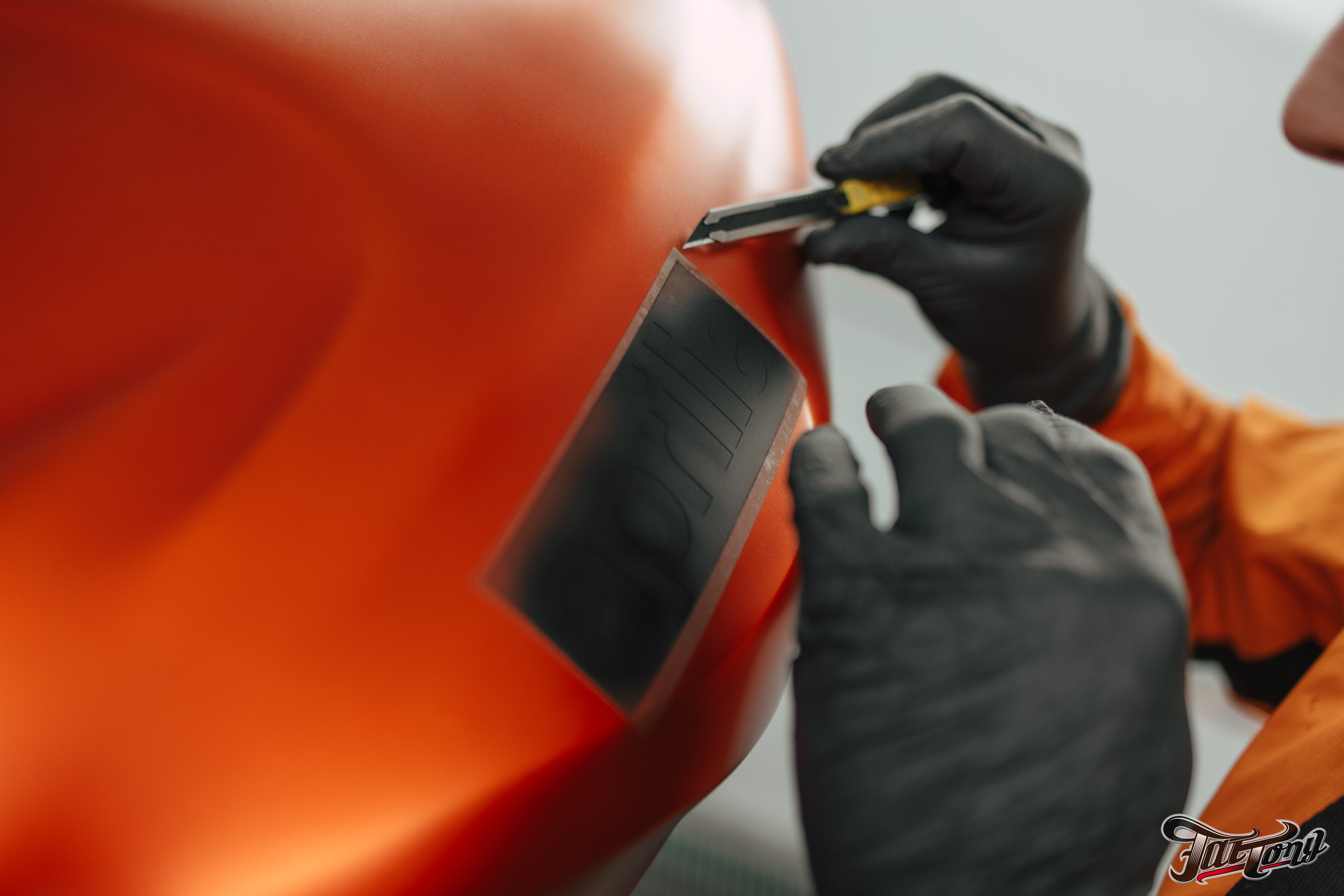 Aprilia детали мотоцикла, окрас в оранжевый кэнди. DeLorein