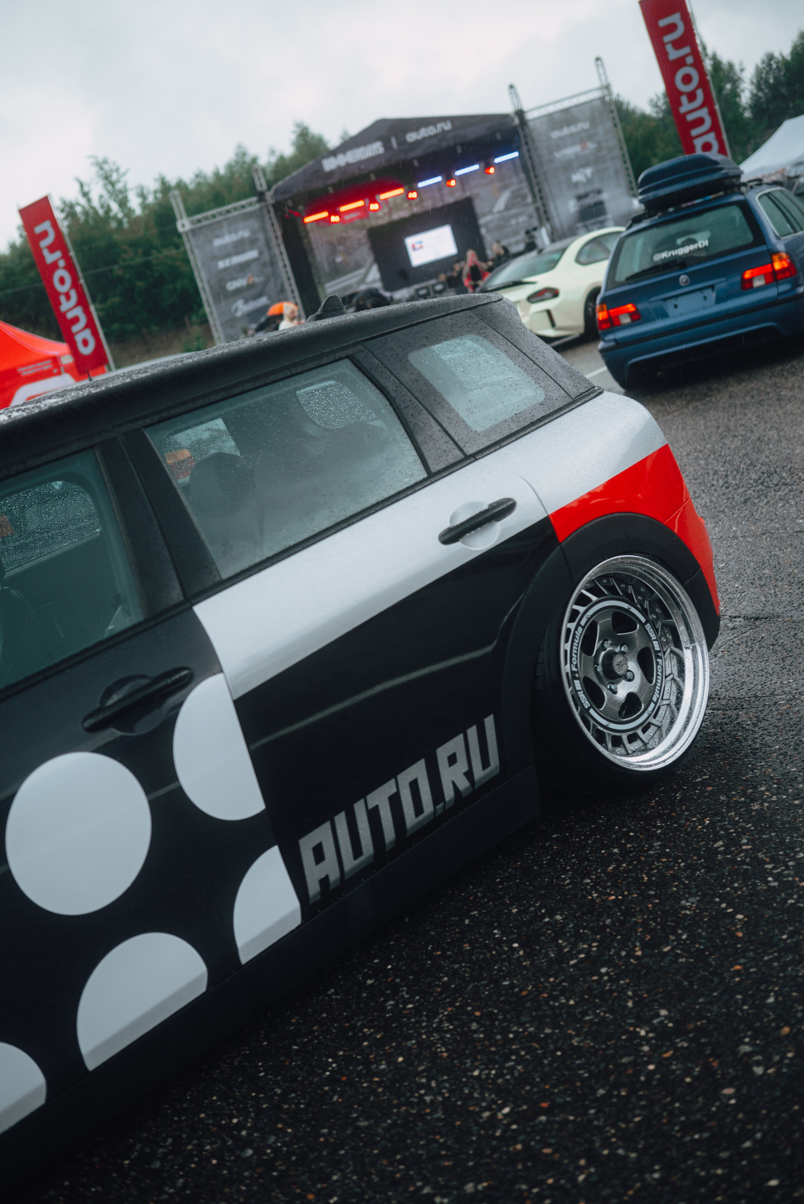Mini Clubman Auto.ru & Resource Stickers. DeLorein