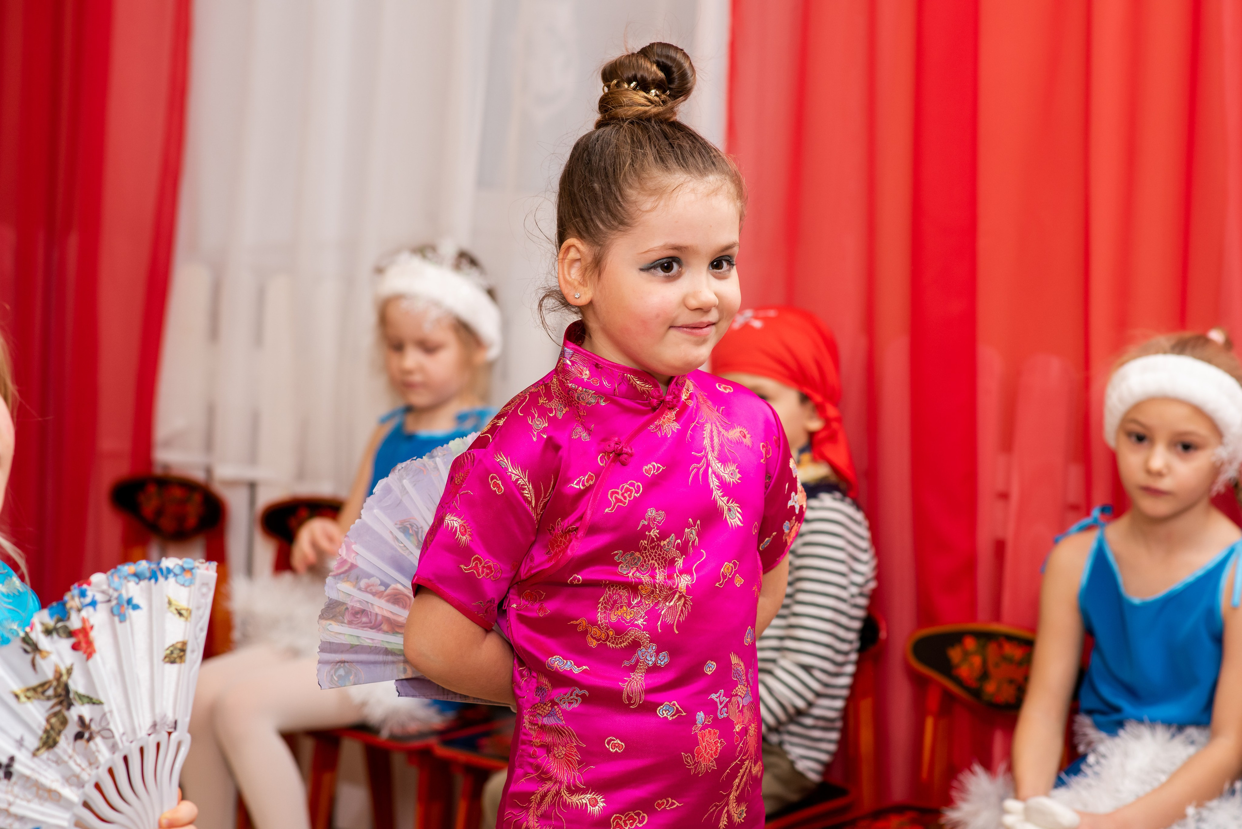 Новогодний утренник в детском саду 276. Выпускные альбомы в Севастополе, Крыму и Екатеринбурге