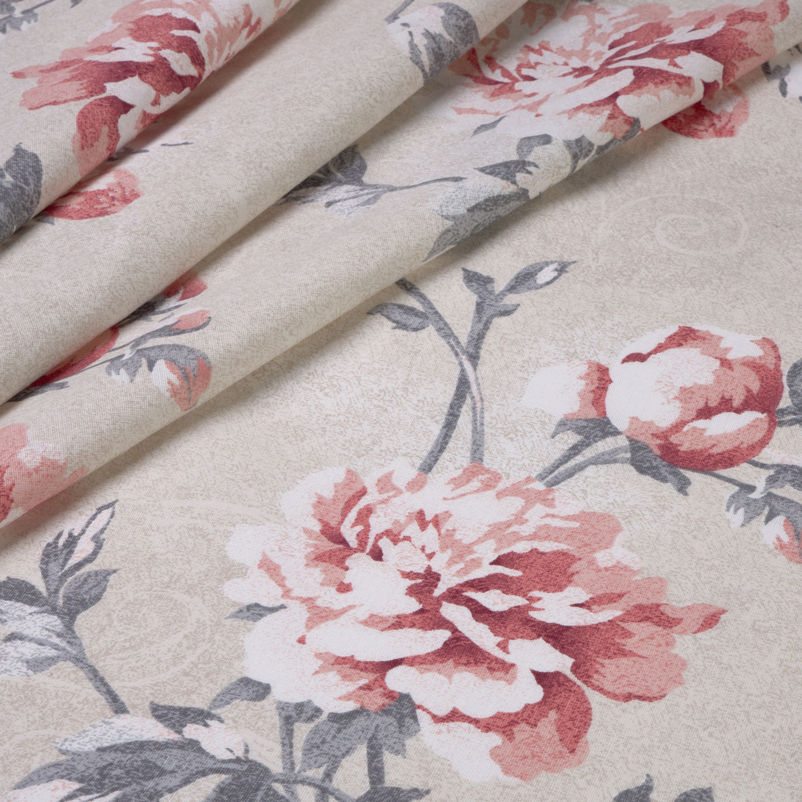 Предметные съёмки товаров для дома и кухни, изделий из ткани и прочих хозяйственных принадлежностей