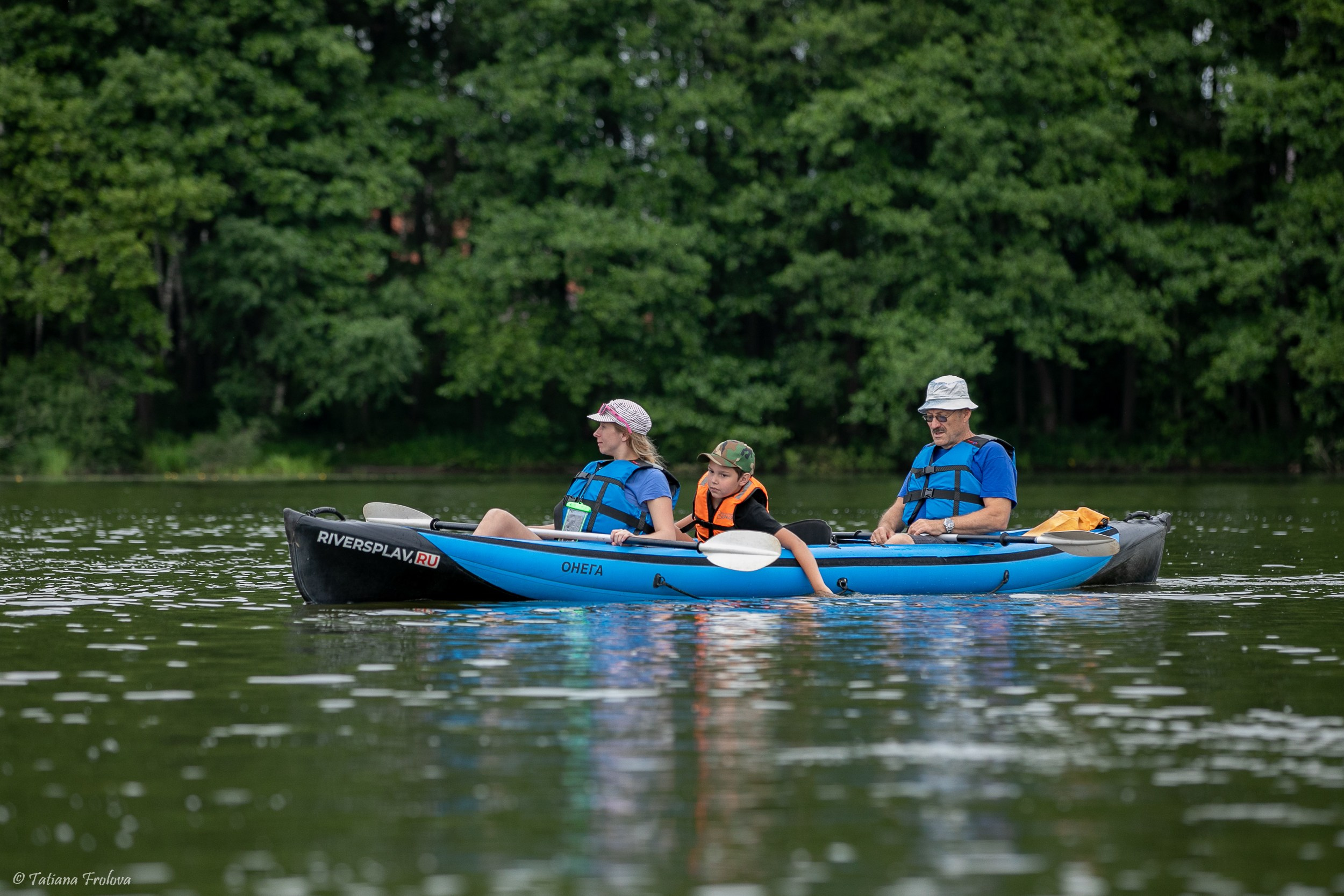 Фотоочет о сплаве на байдарках вместе с собаками. Фотограф-анималист в Москве и Московской области Татьяна Фролова