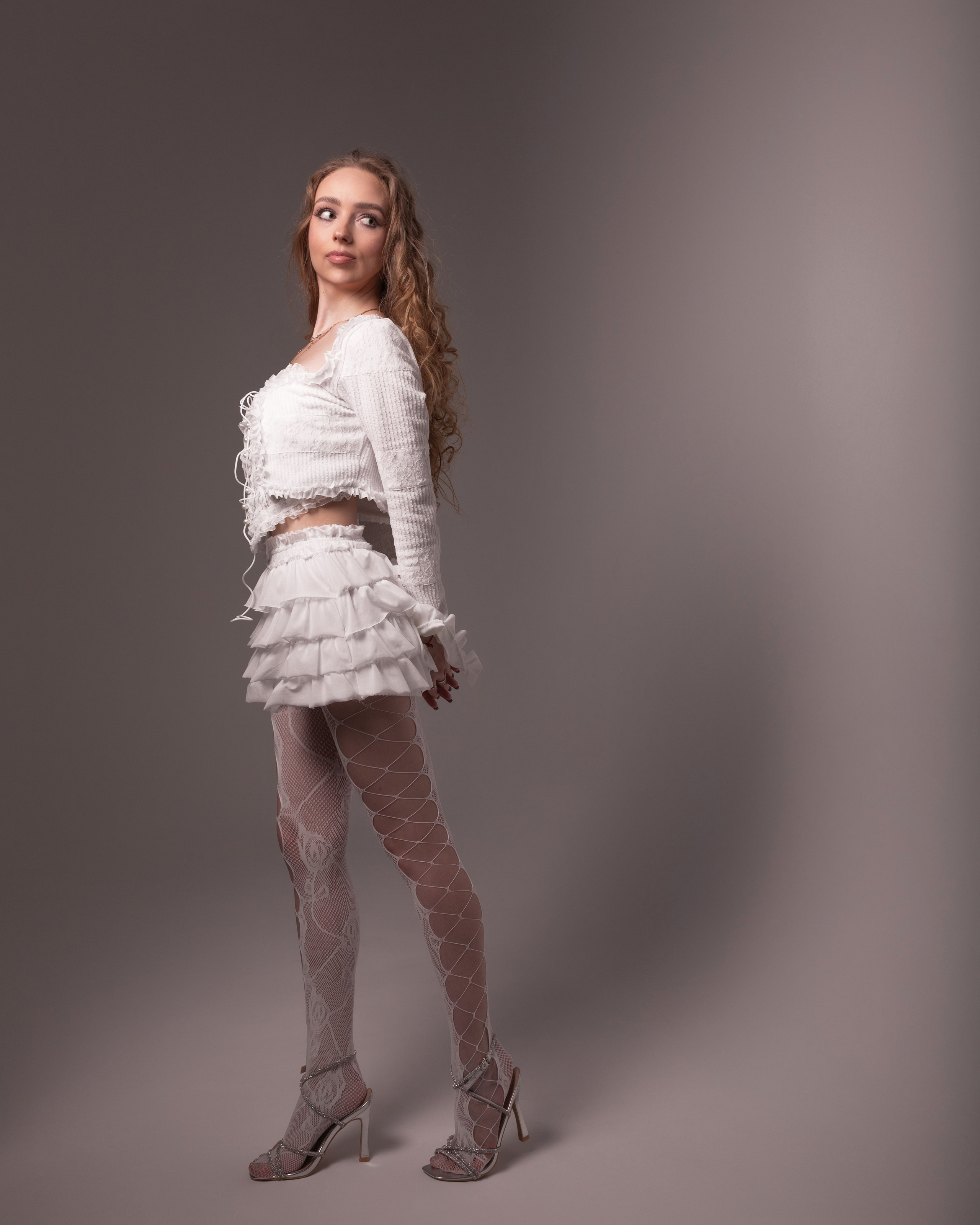 Студийная индивидуальная фотосессия. Фотостудия в Балашихе Железнодорожный  — почасовая аренда, бронь онлайн