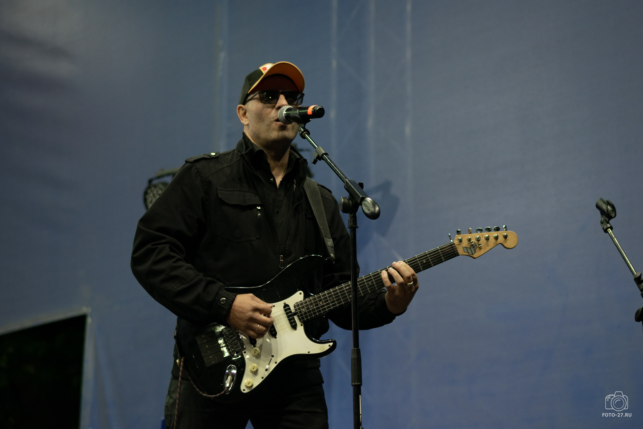 Антон Курдюмов фотограф в Хабаровске Рина Курдюмова фото27 foto27 Антон Дорофеев репортажный репортаж документалист Тони и Рина фотосоздатели Международный фестиваль Рок в защиту животных Хабаровск