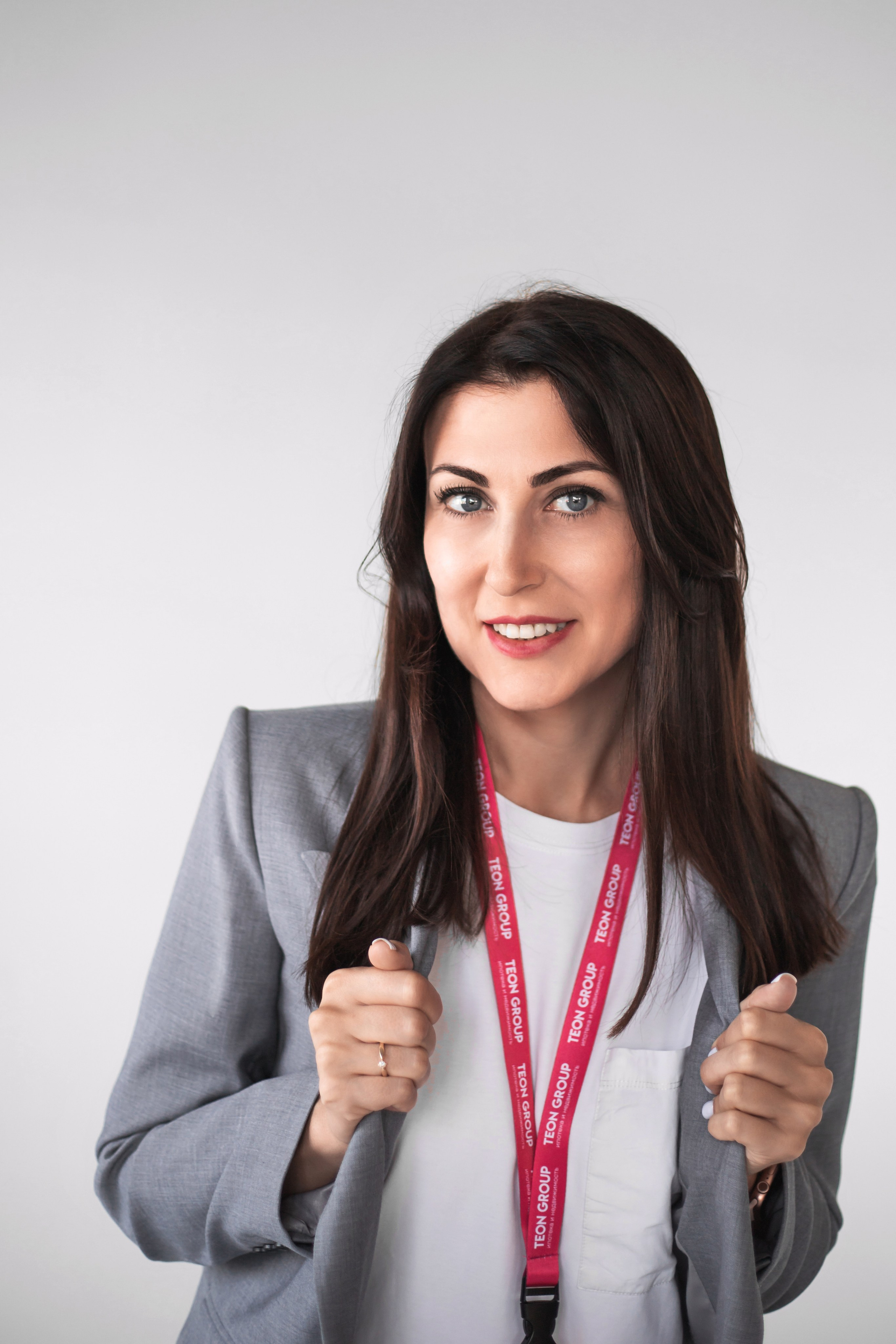 TEON Group_бизнес-портрет сотрудников. Фотограф Воронеж, Новая Усмань Мария Бублик