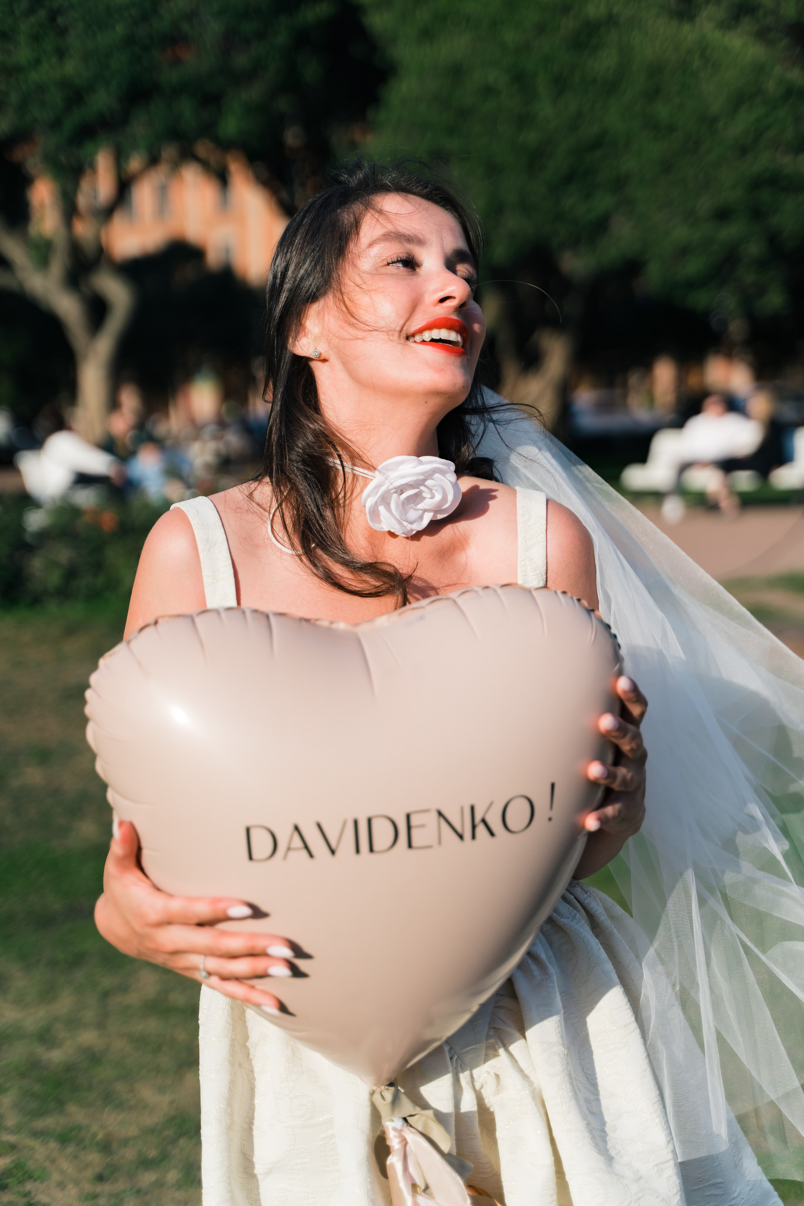 Фотосъемка девичника, встреча девушек, веселые женские портреты