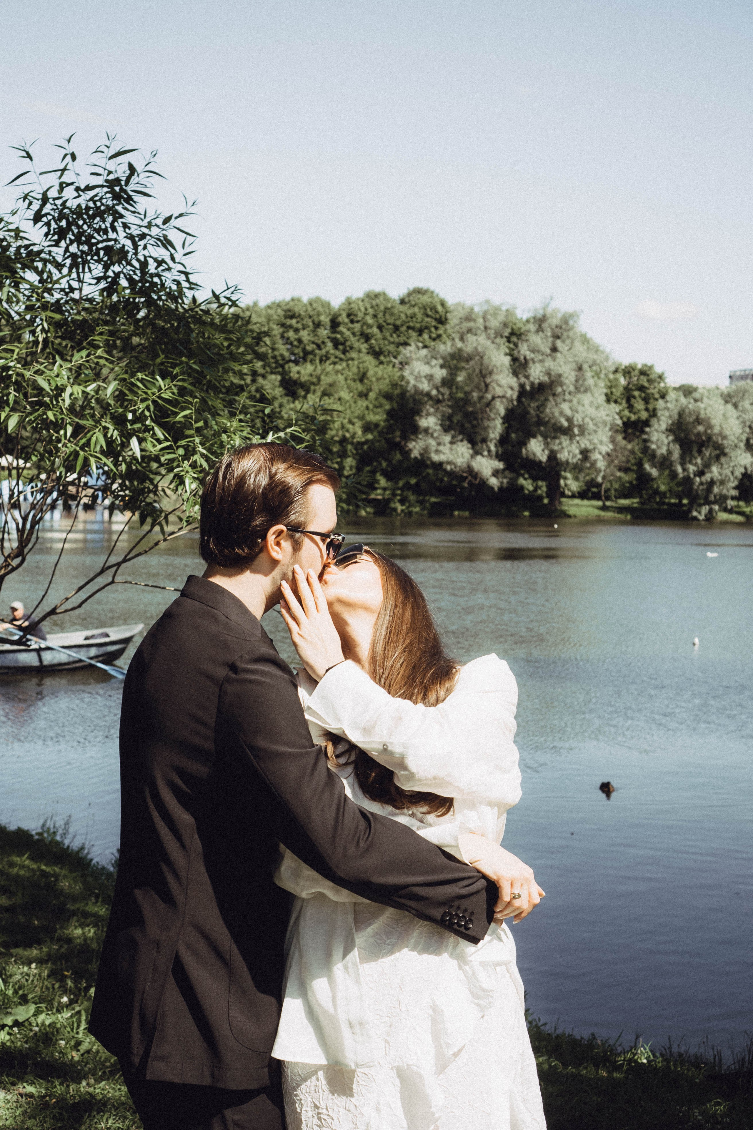 СВАДЕБНАЯ СЬЕМКА В ПАРКЕ ПОБЕДЫ И ПРОГУЛКА ПО МОСКОВСКОМУ ПРОСПЕКТУ. Профессиональный фотограф, Санкт-Петербург — Виктория Богомолова