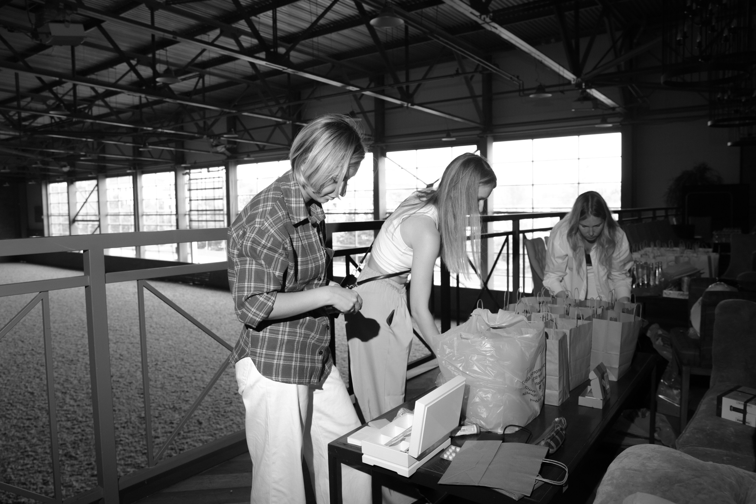 20|08|25 Backstage. On Emotions агентство