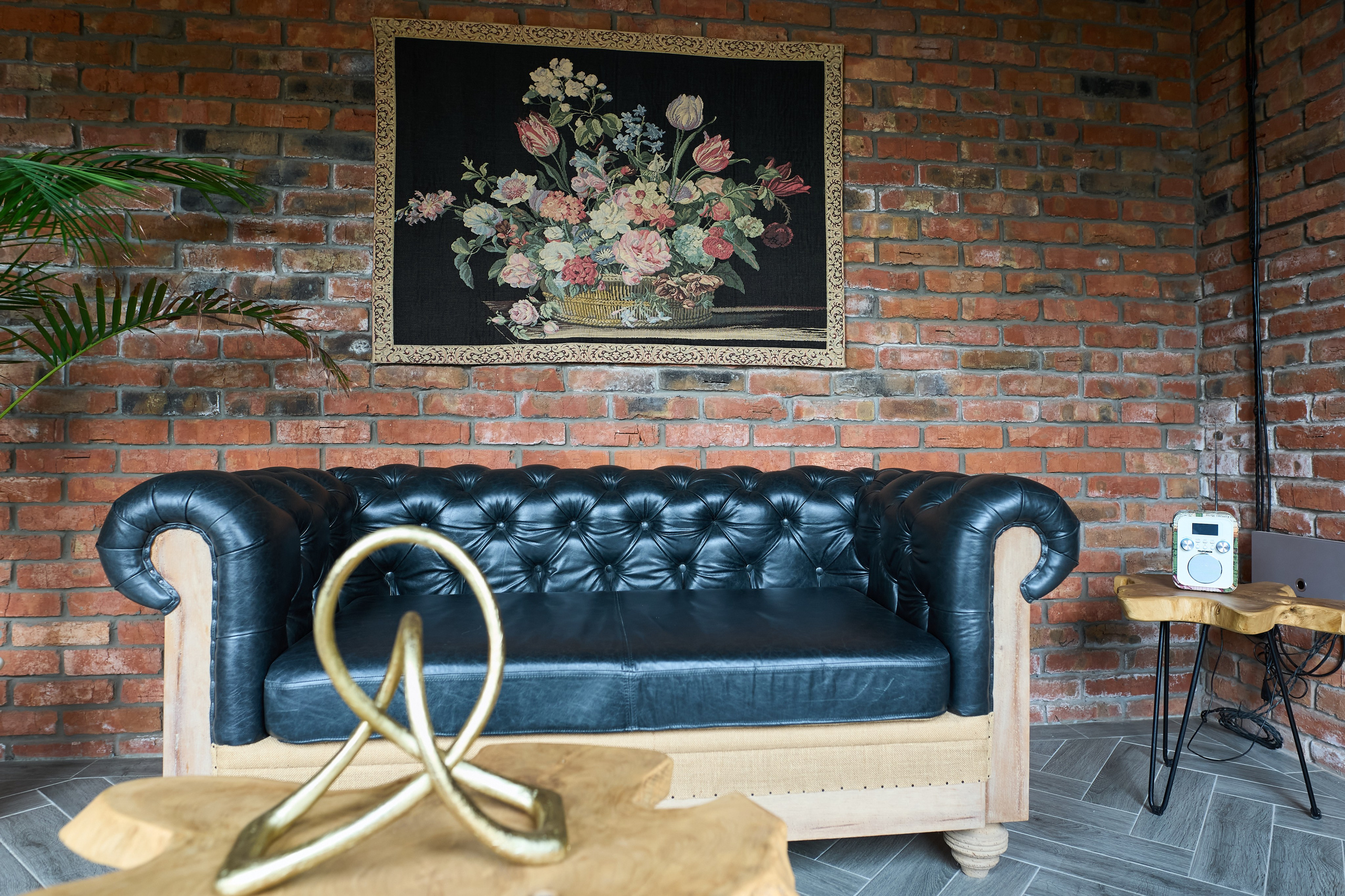 Интерьерная съемка здания продюсерского центра «Бикбау». Фотограф Олег Сотник