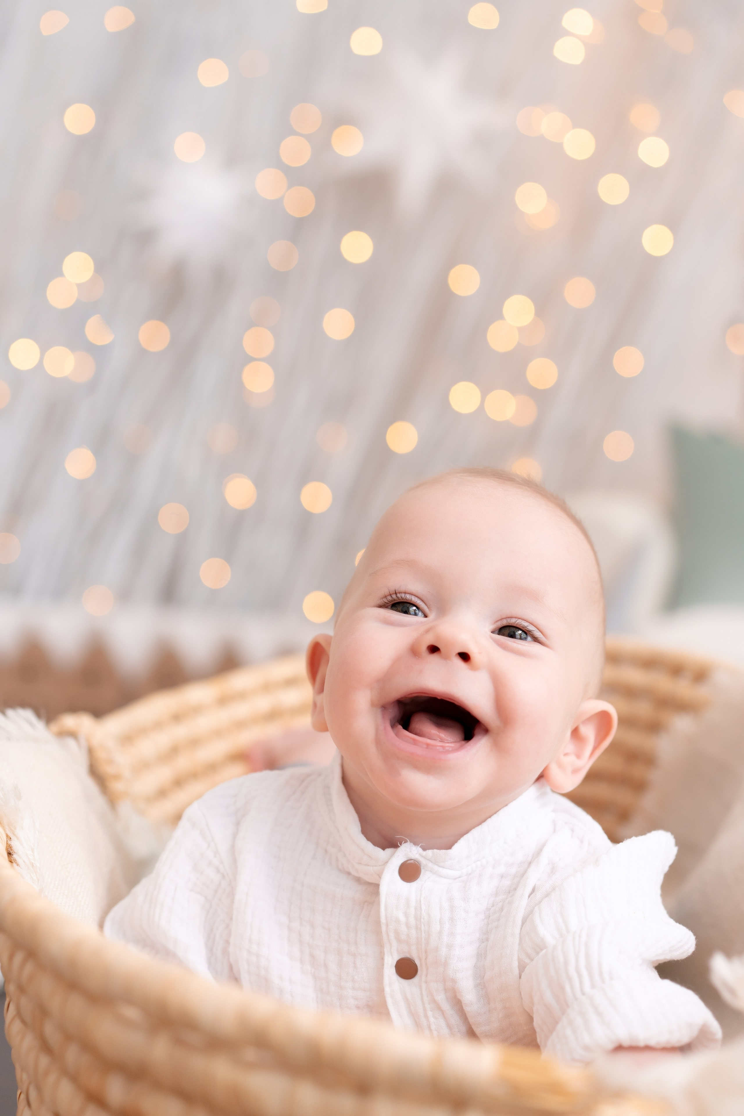 6 месяцев, пол года малышу. Детская, семейная фотостудия в Санкт-Петербурге