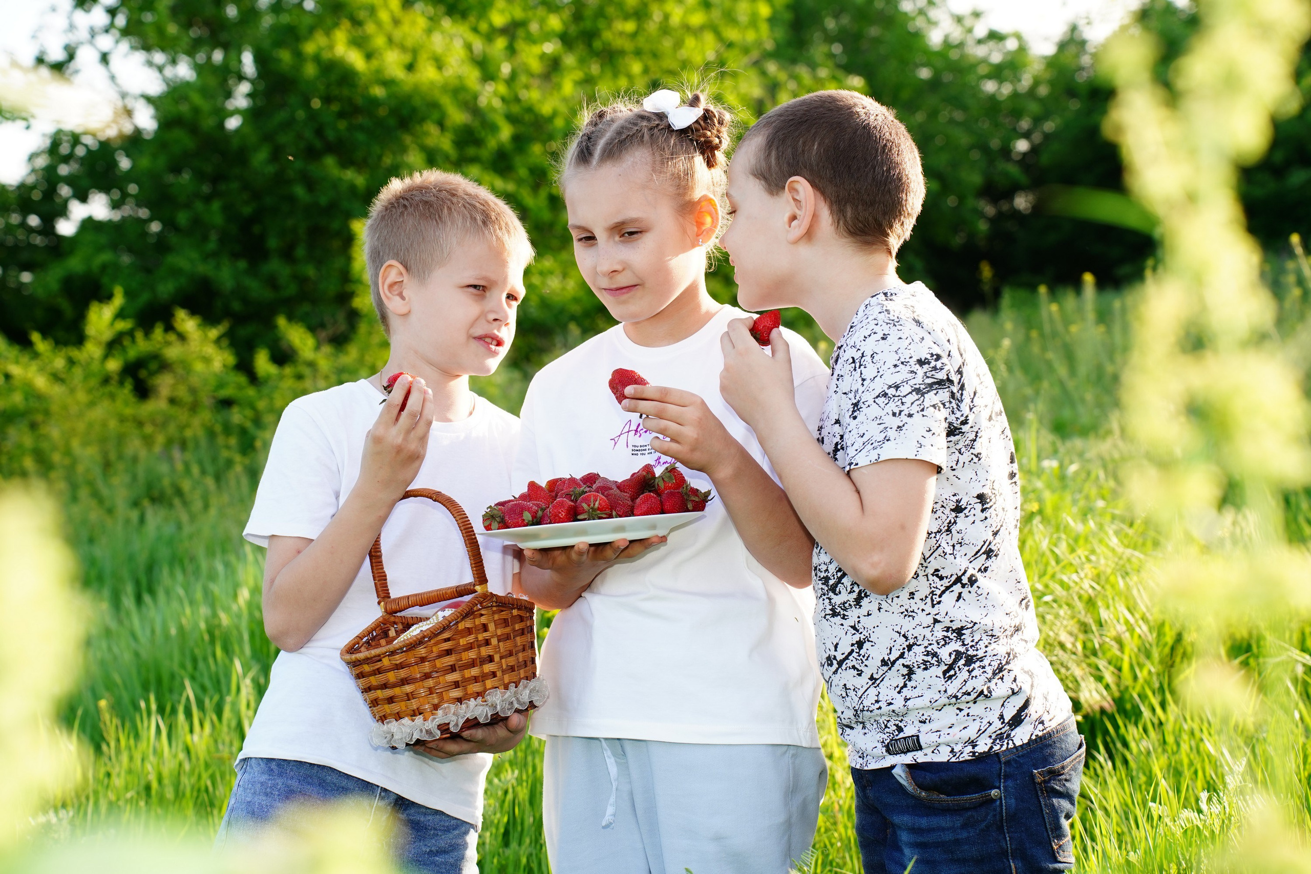 Фотосессия с классом 75 шк 2023. MEMENTO.Выпускные альбомы, школьные, юбилейные и другие книги. Ростов-на-Дону