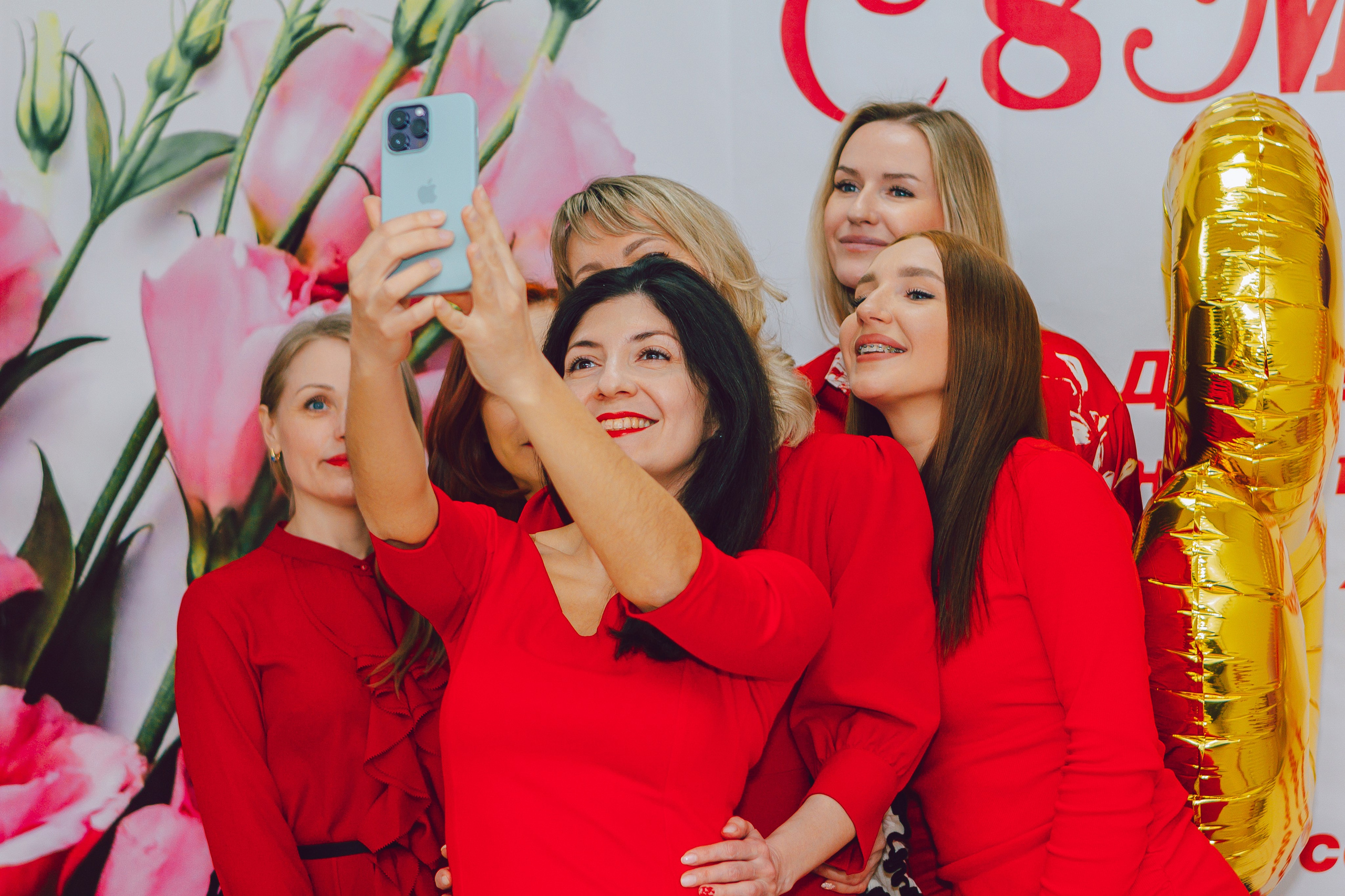 Корпоратив к 8 марта. Фотограф Красноярск Архипова Алина