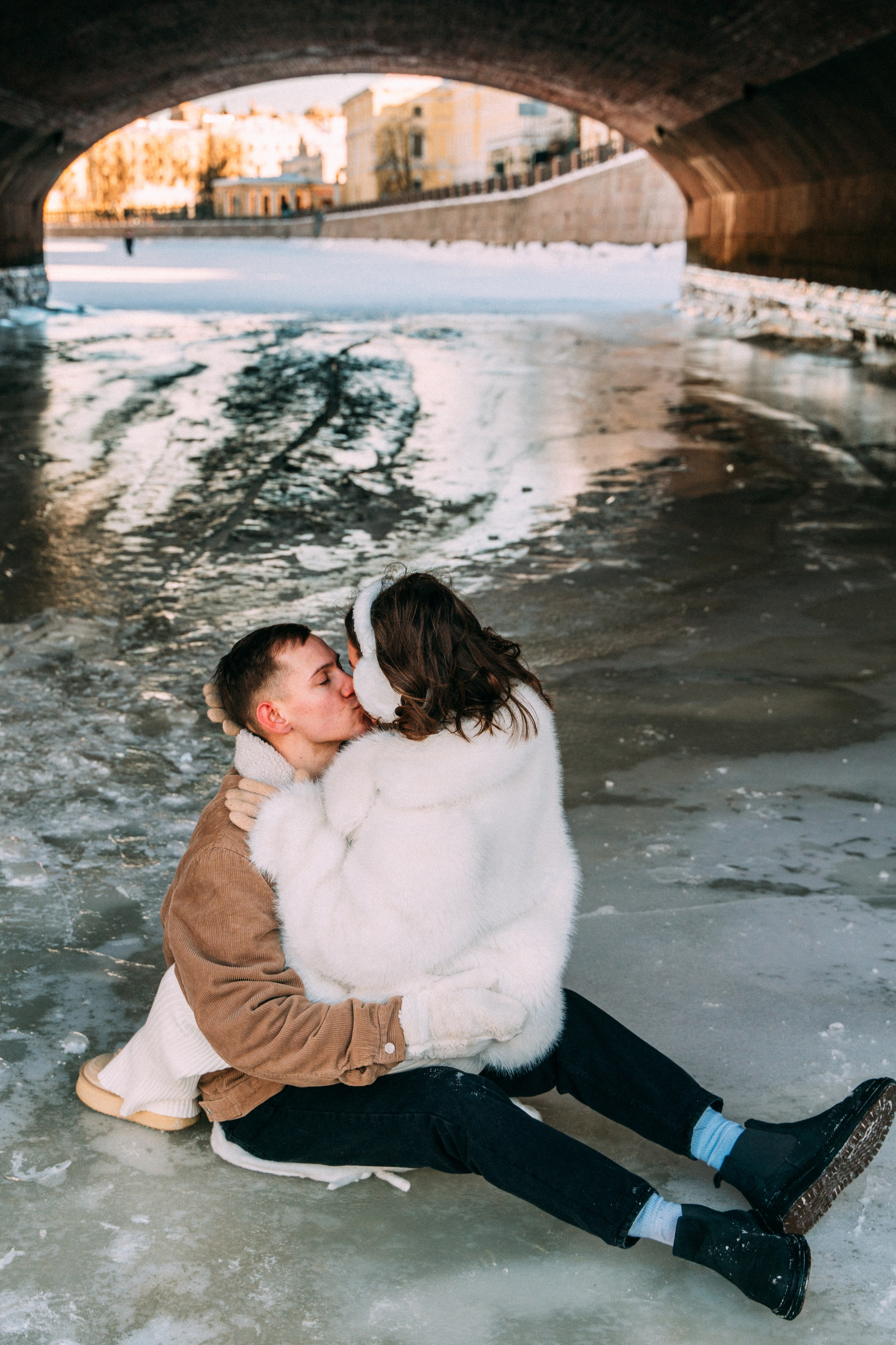 Лавстори на льду по рекам и каналам Санкт-Петербурга