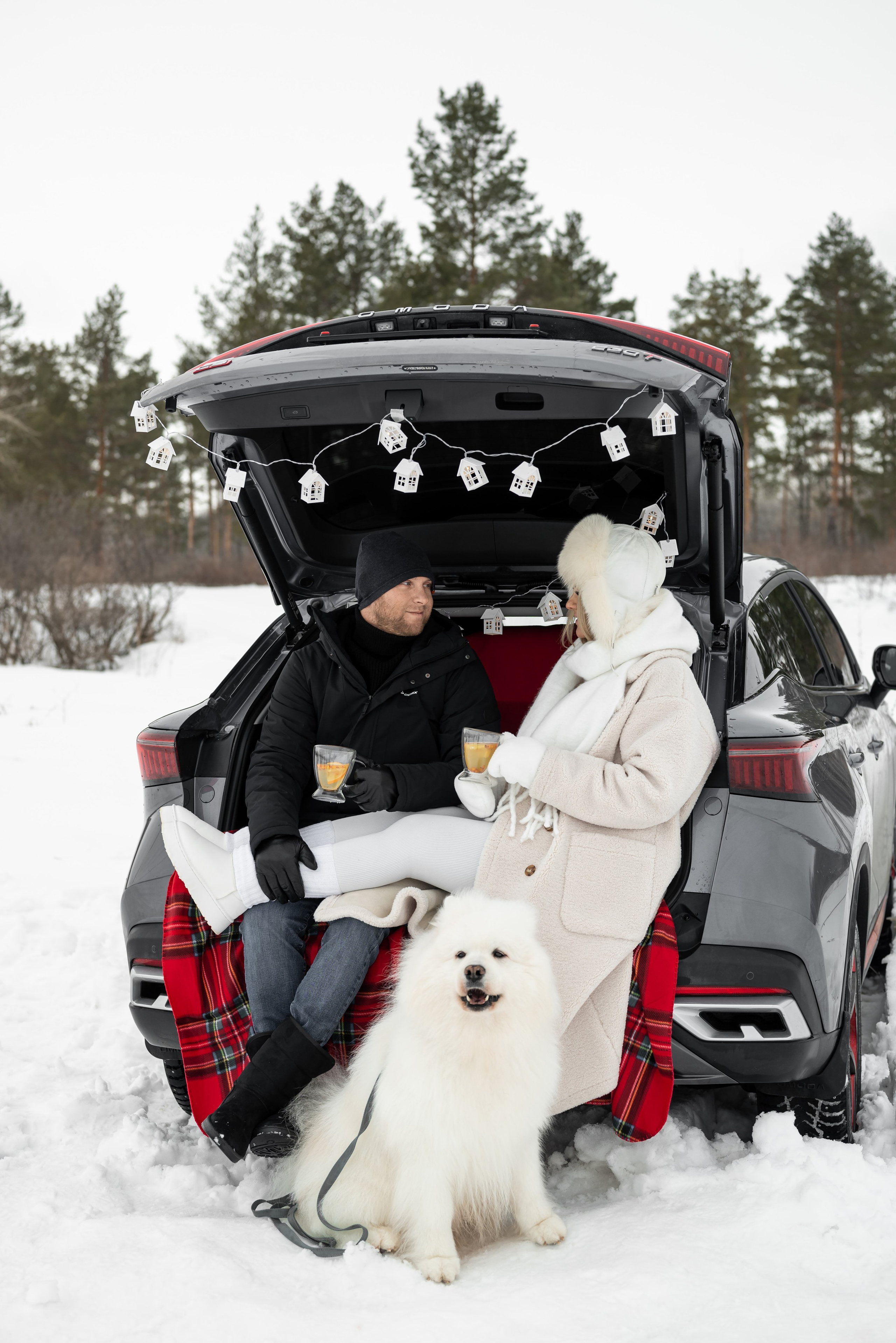 Фотопроект с Платоном и машиной на улице. Фотограф в городе Салават