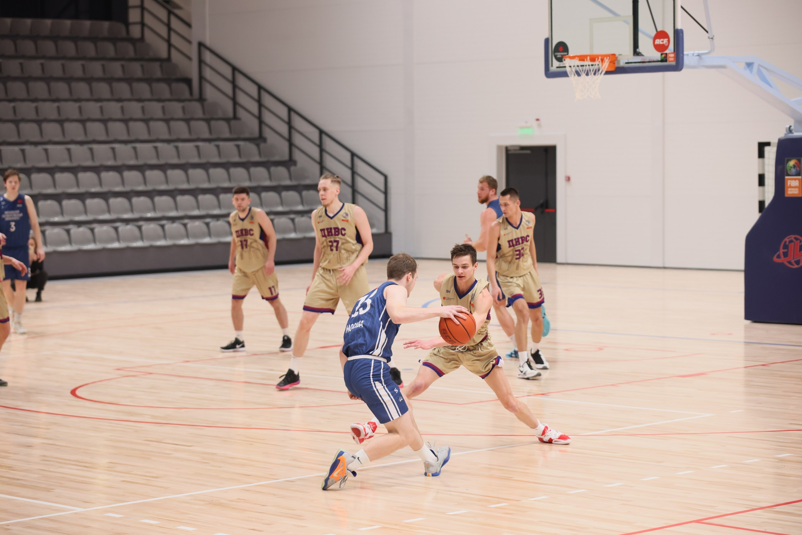 Баскетбол ТулГу VS МГУ. Фотограф в Туле Крупский АнДРей. Фотостудия «КАДР71» в Туле