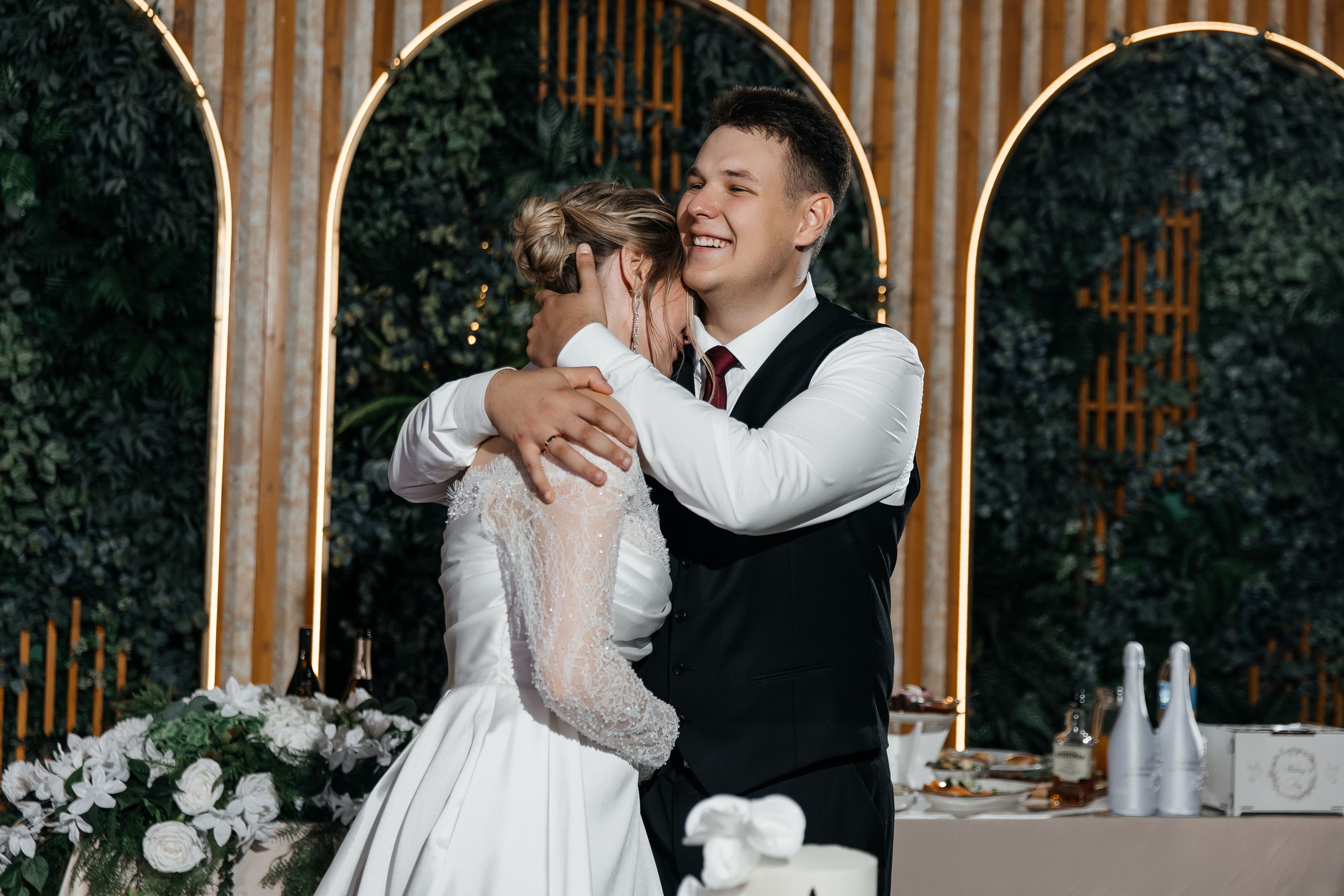 Анонс свадьба Антон и Алёна. Свадебный и семейный фотограф в Севастополе и Крыму Анастасия Сураева