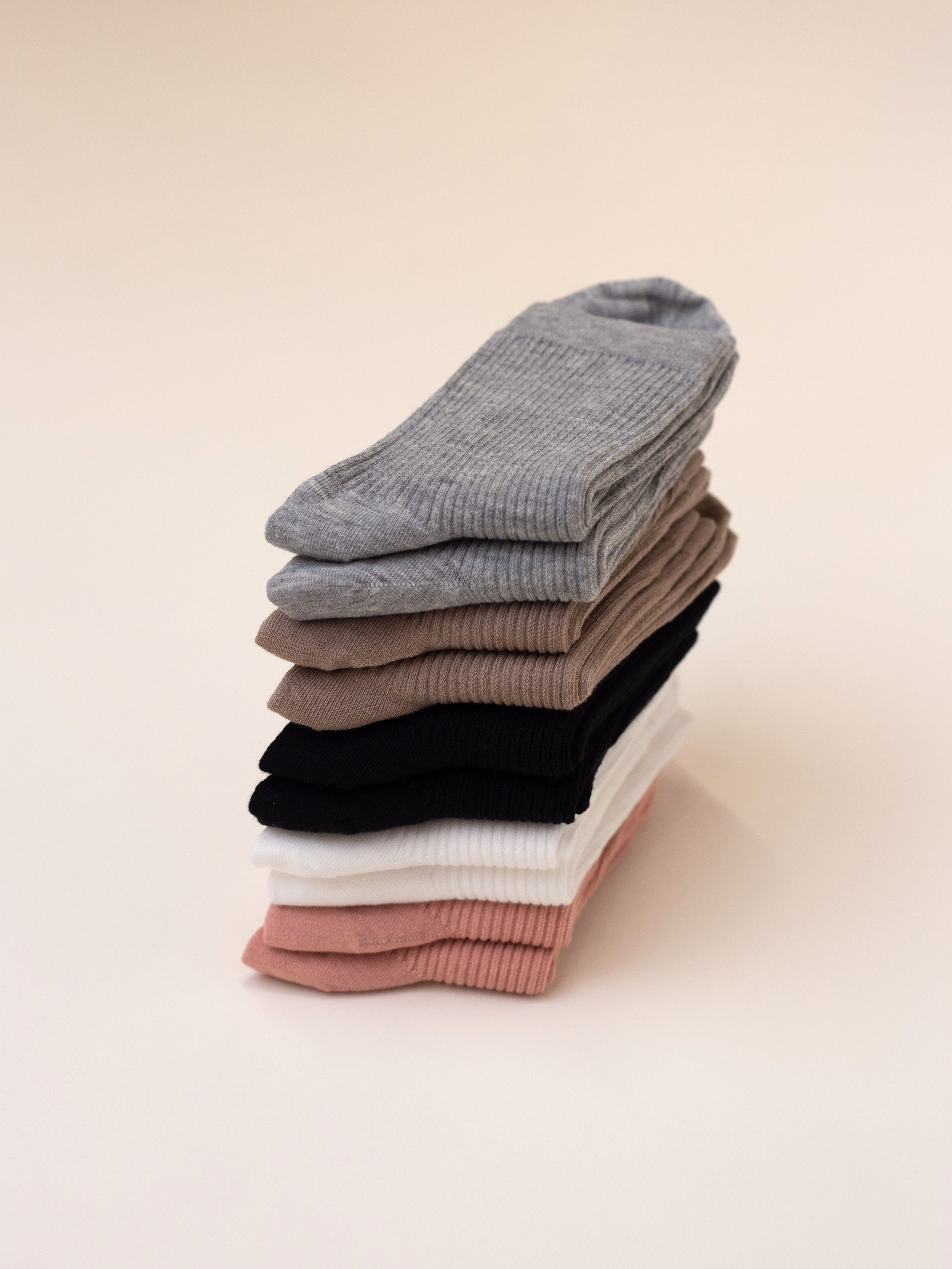 Носки. Фотограф для различных событий, проектов, маркетплейсов, сайтов и мероприятий в Екатеринбурге