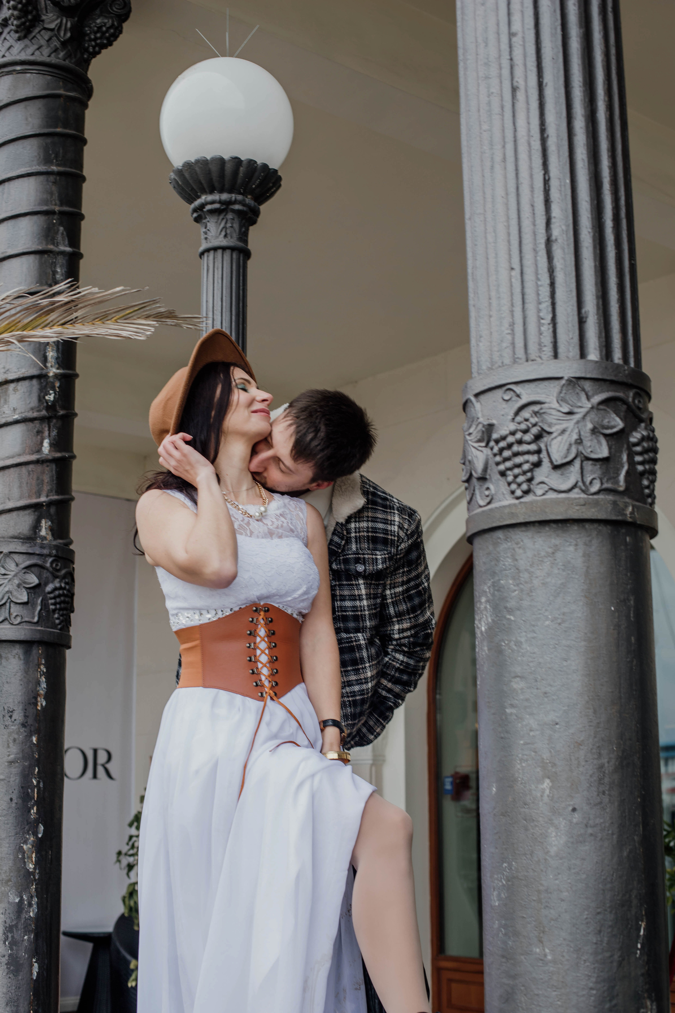 Съемка на годовщину свадьбы Анны и Елисея в морском порту СочиПрогулочная фотосессия на годовщину свадьбы. Свадебный, семейный, детский фотограф в Сочи Виолетта Александрова