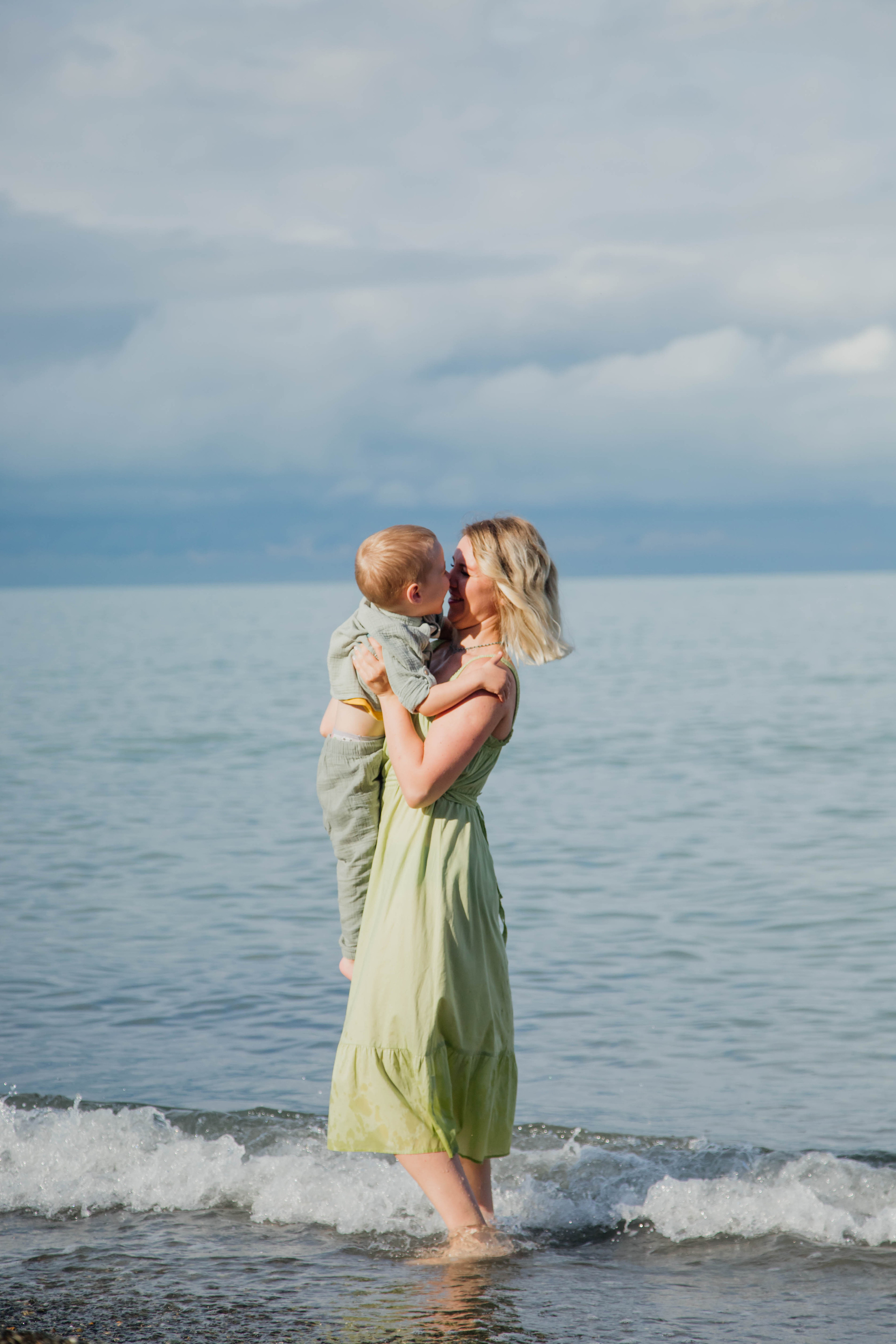 Ксения с сыном. Свадебный, семейный, детский фотограф в Сочи Виолетта Александрова
