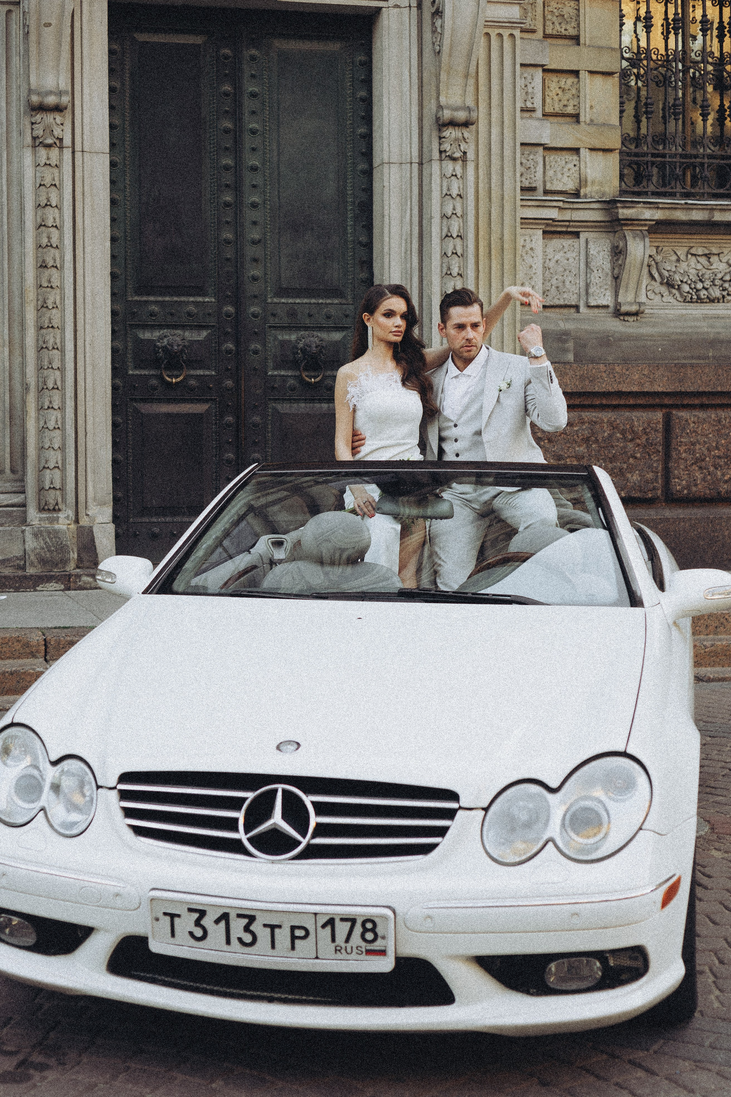 Свадебная сьемка у академии Штиглица. Профессиональный фотограф, Санкт-Петербург — Виктория Богомолова