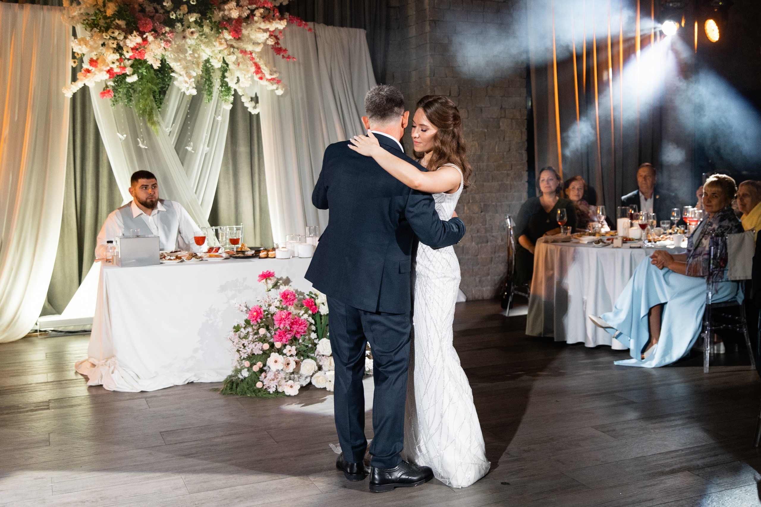 Розовый закат. Организация свадеб тюмень