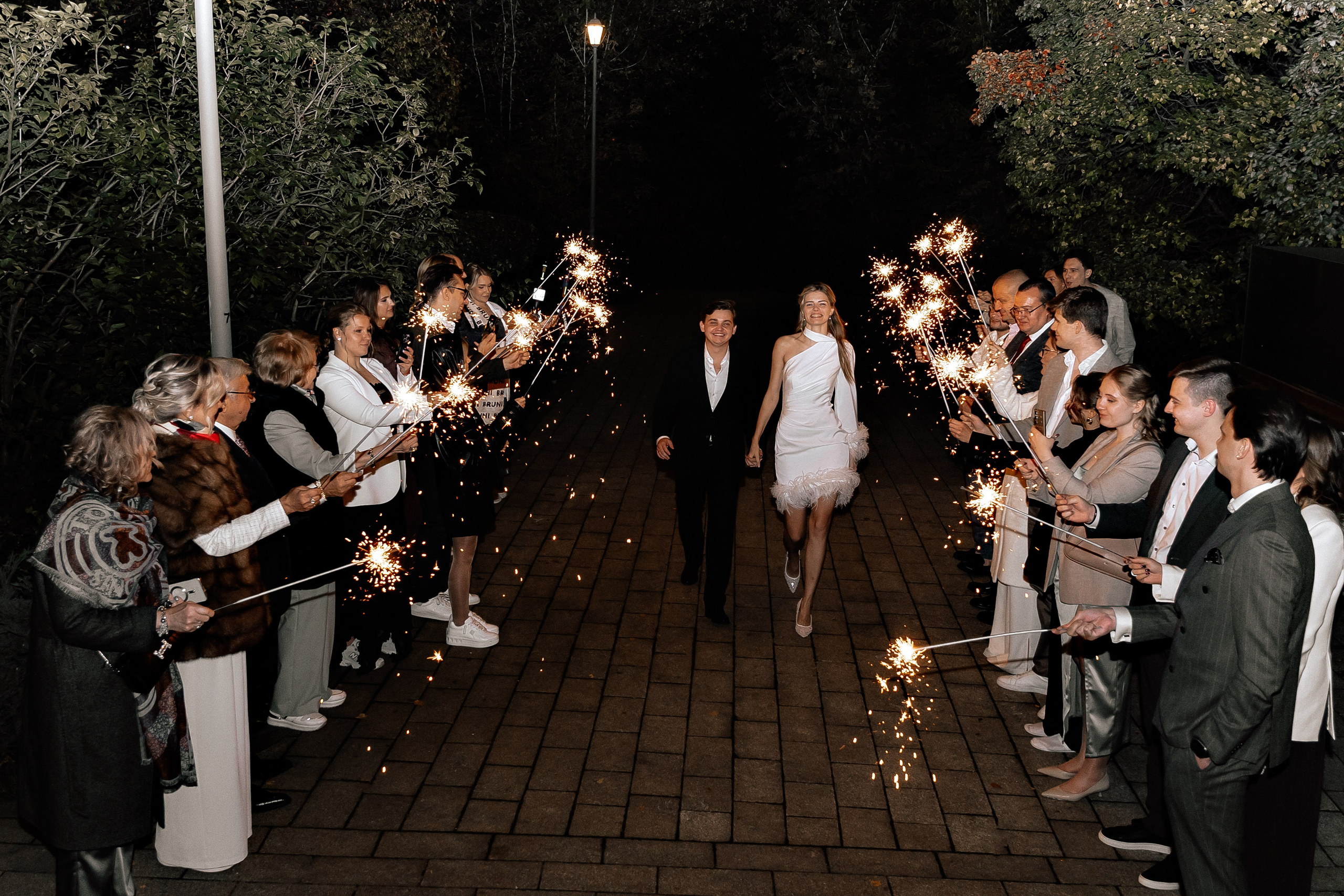 Свадьба «Парк Горького» Артём-Юлия. Свадебный/Портретный фотограф снимаю в Москве