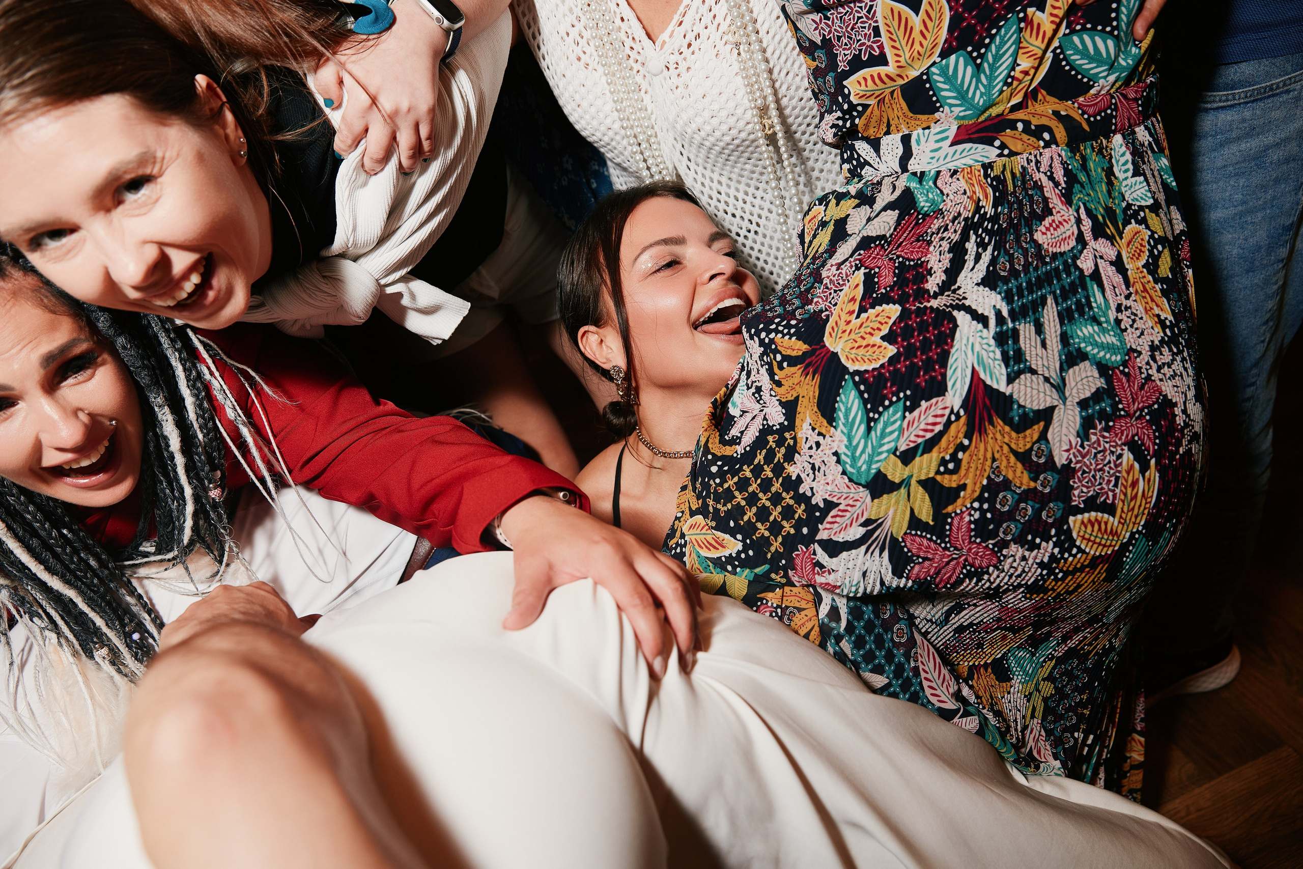 HOLIDAY IN AVRORA ROOM 10.08. Свадебный репортажный фотограф краснодар максим дремов дрёмов фотосессия студия цена