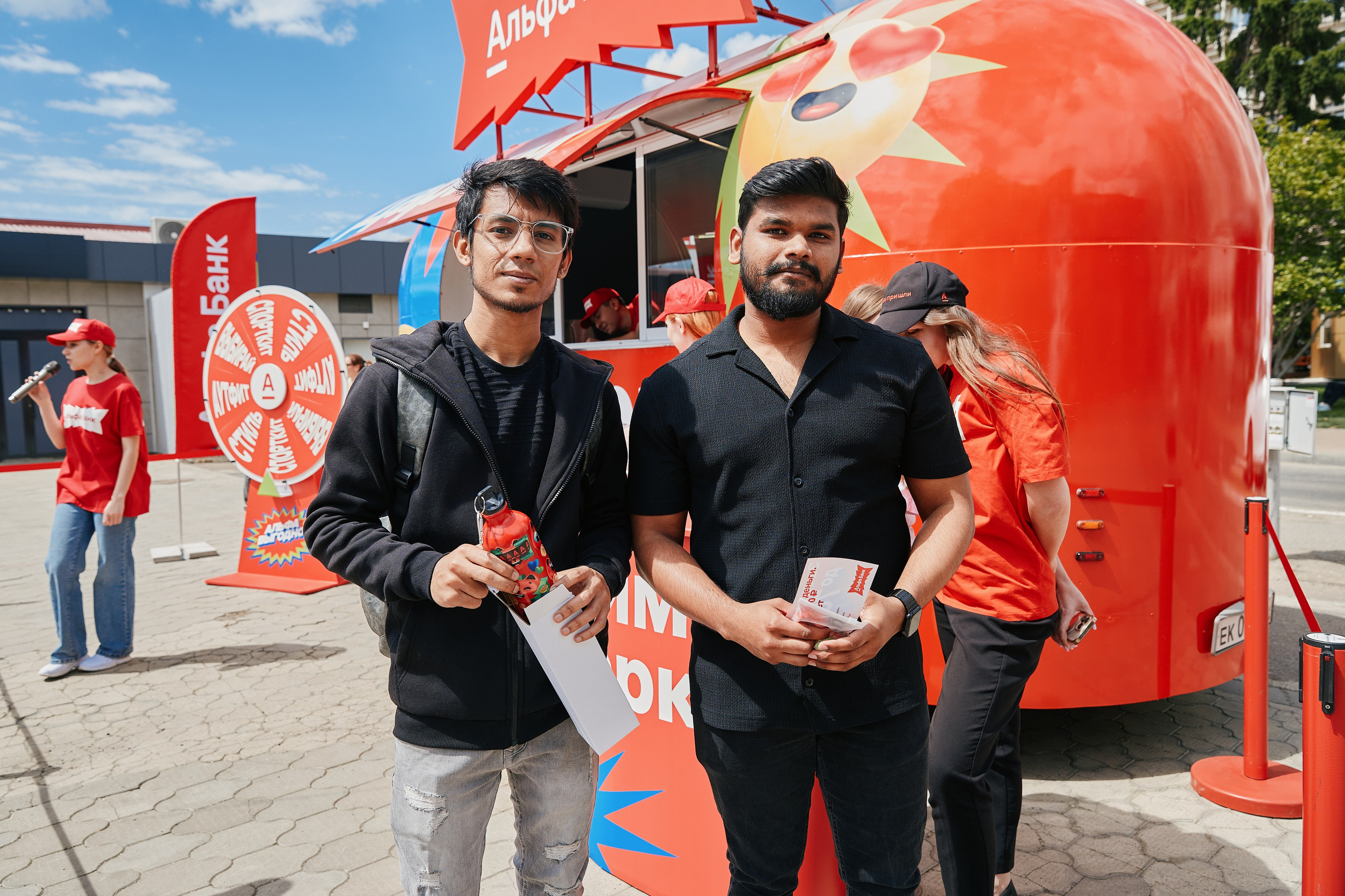 Альфа День в ТК Центр Города 14.05. Свадебный репортажный фотограф краснодар максим дремов дрёмов фотосессия студия цена