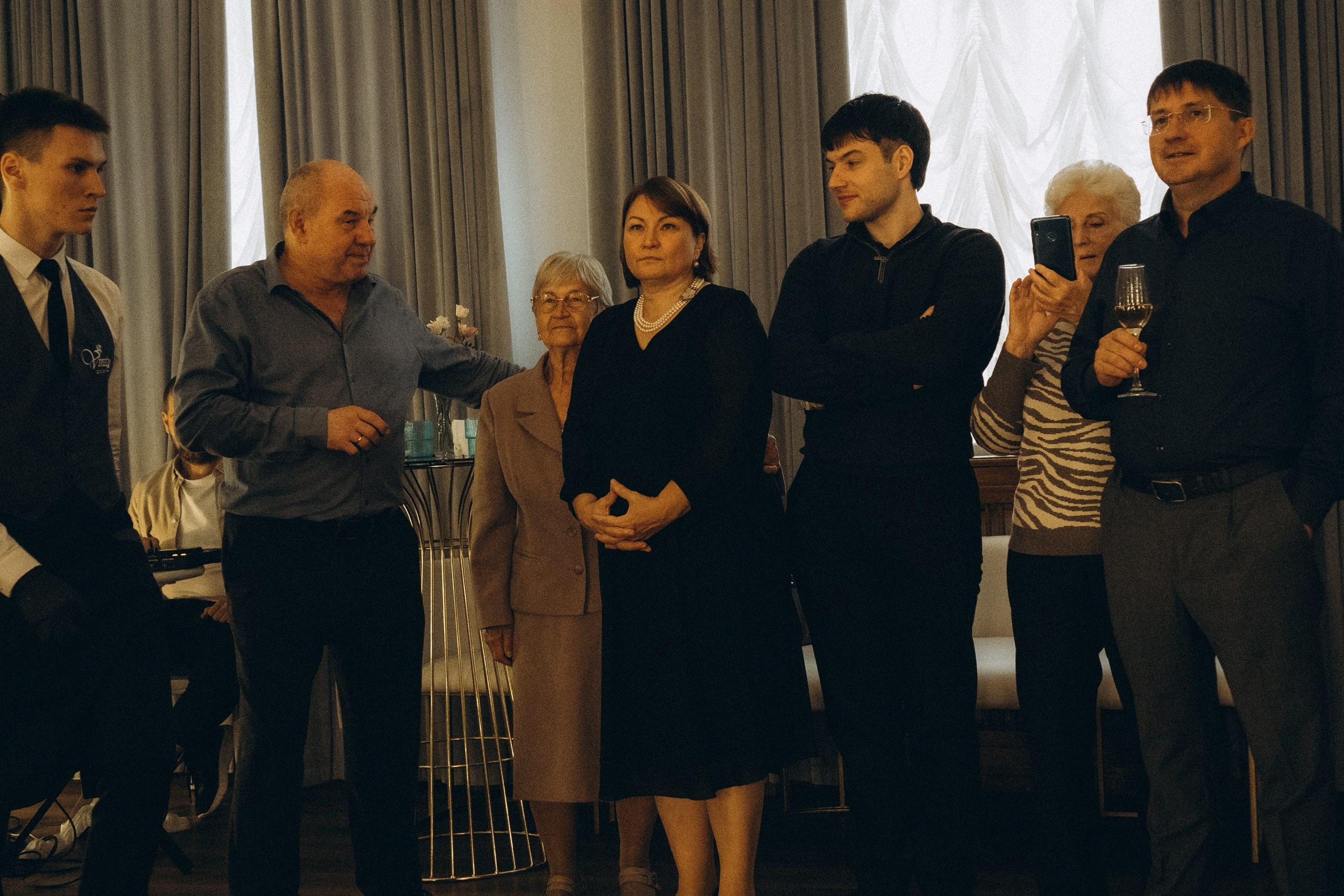 СЬЕМКА РЕПОРТАЖ В ЗАГСЕ (2 ДВОРЕЦ). Профессиональный фотограф, Санкт-Петербург — Виктория Богомолова